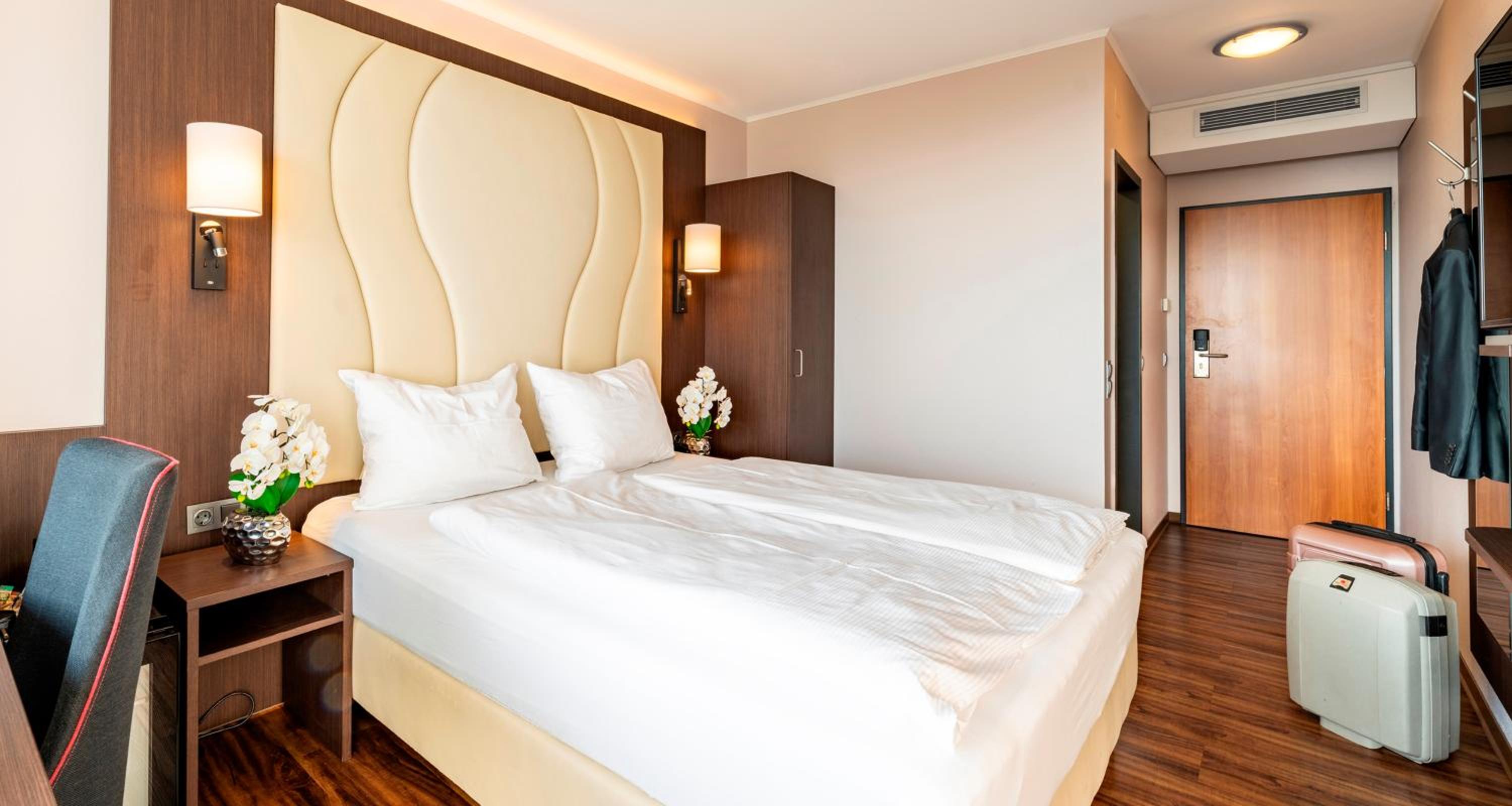 Basic Double Room