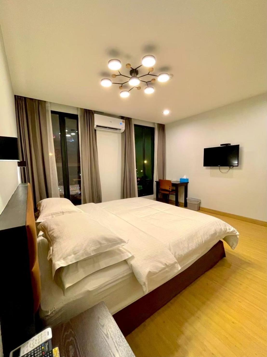 Business Double Room photo 3