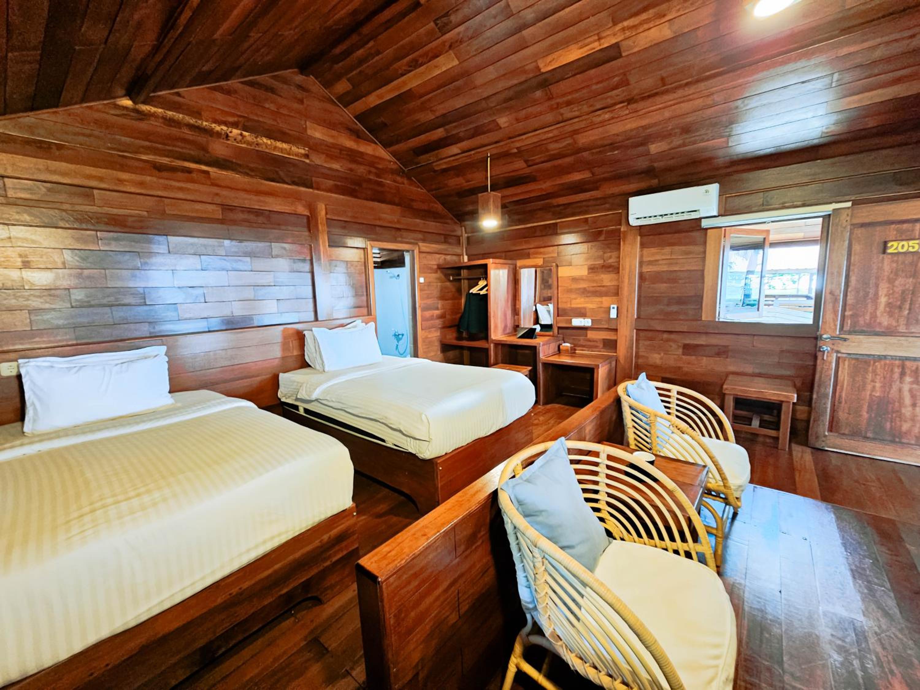 Superior Double or Twin Room with Sea View photo 1
