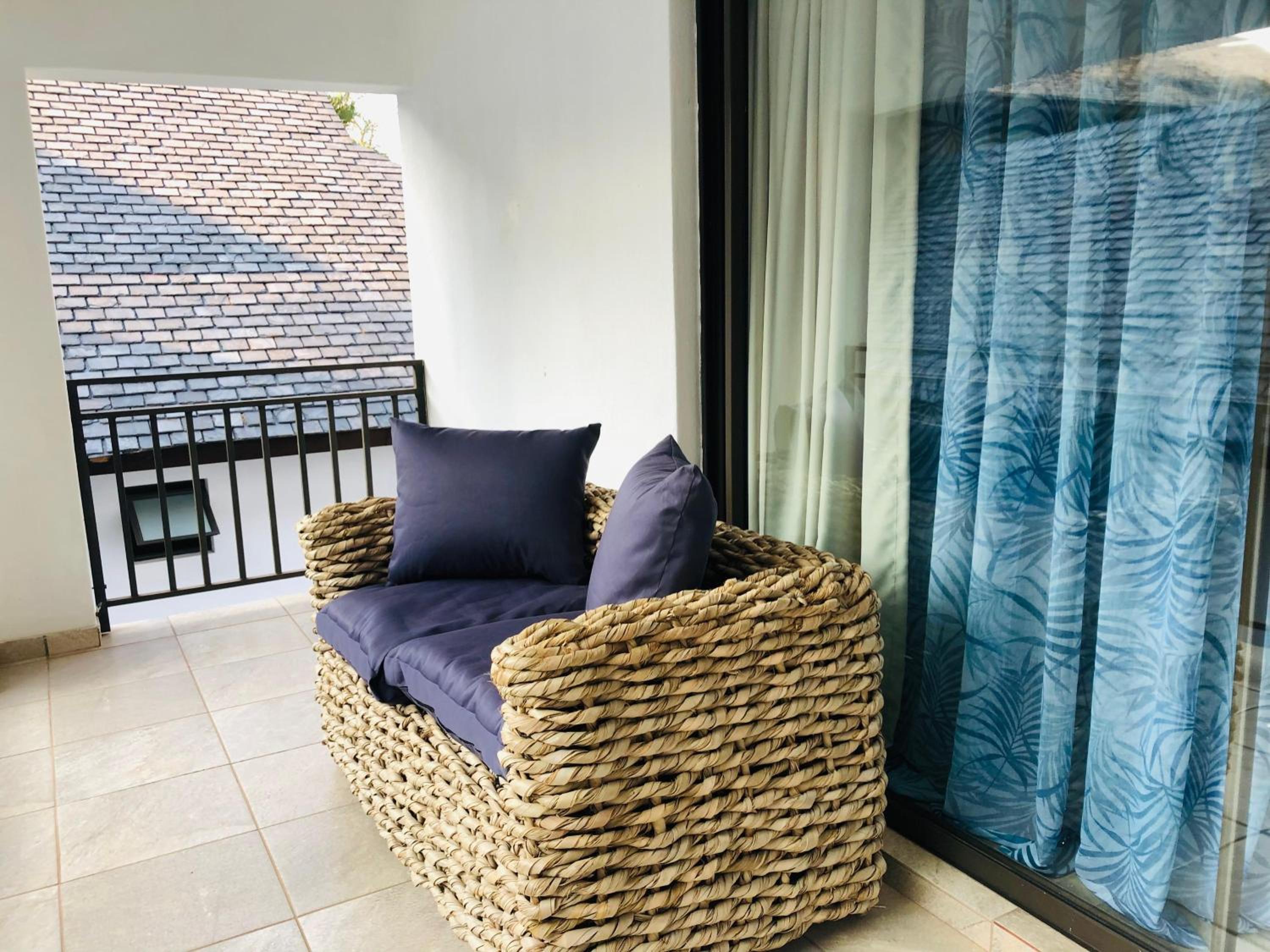Family Room with Balcony - Photo 13