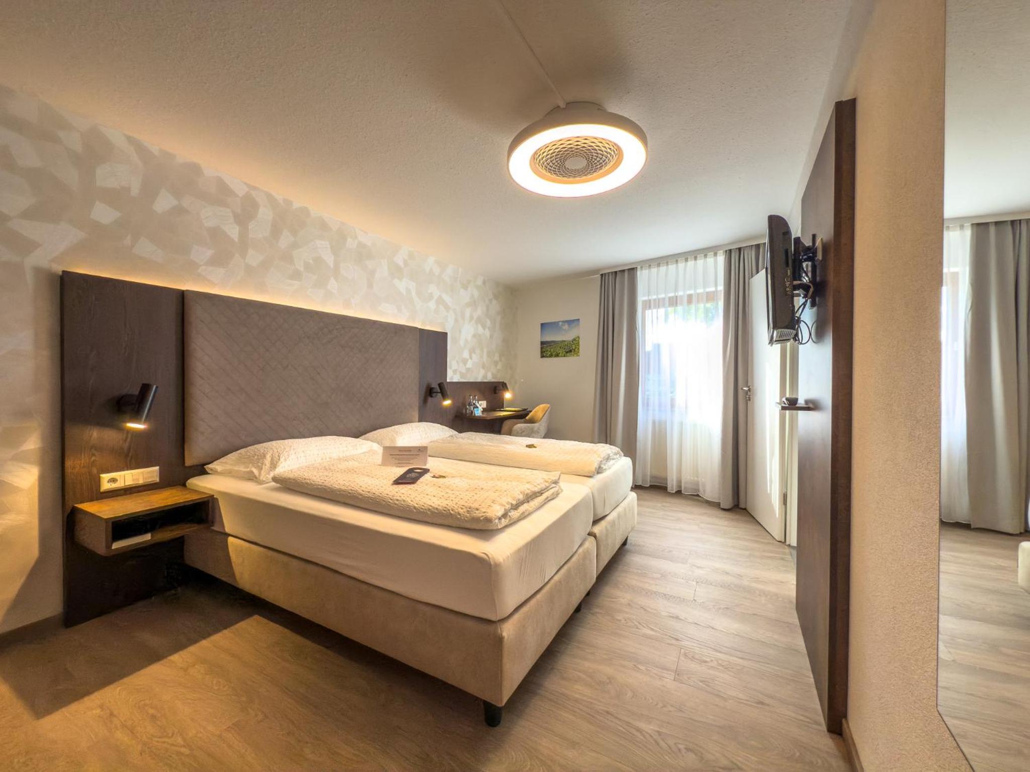 Deluxe Double Room photo 3