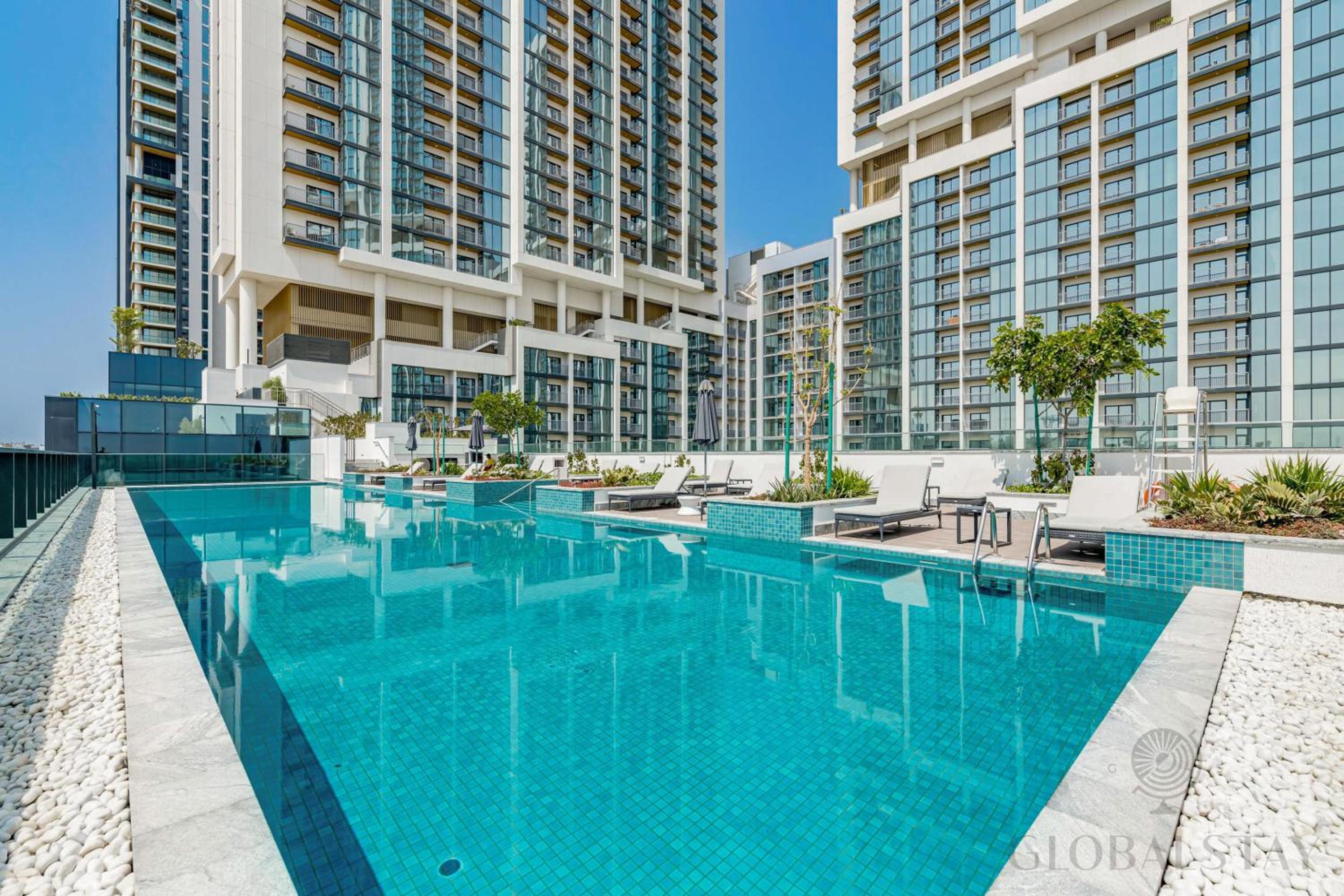 One-Bedroom Apartment with Balcony photo 1