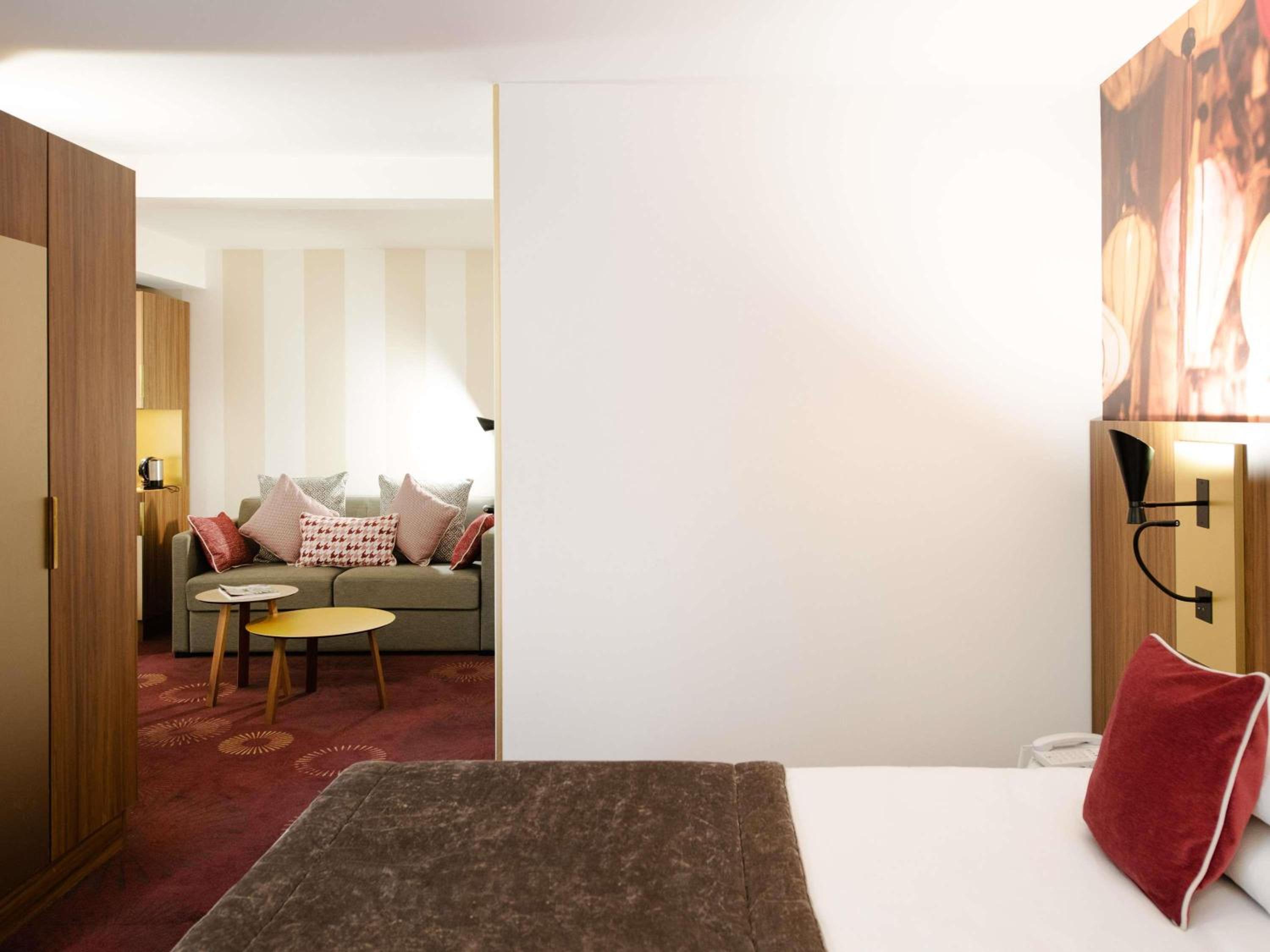 Family Room with One Double Bed and Sofa Bed - Photo 5