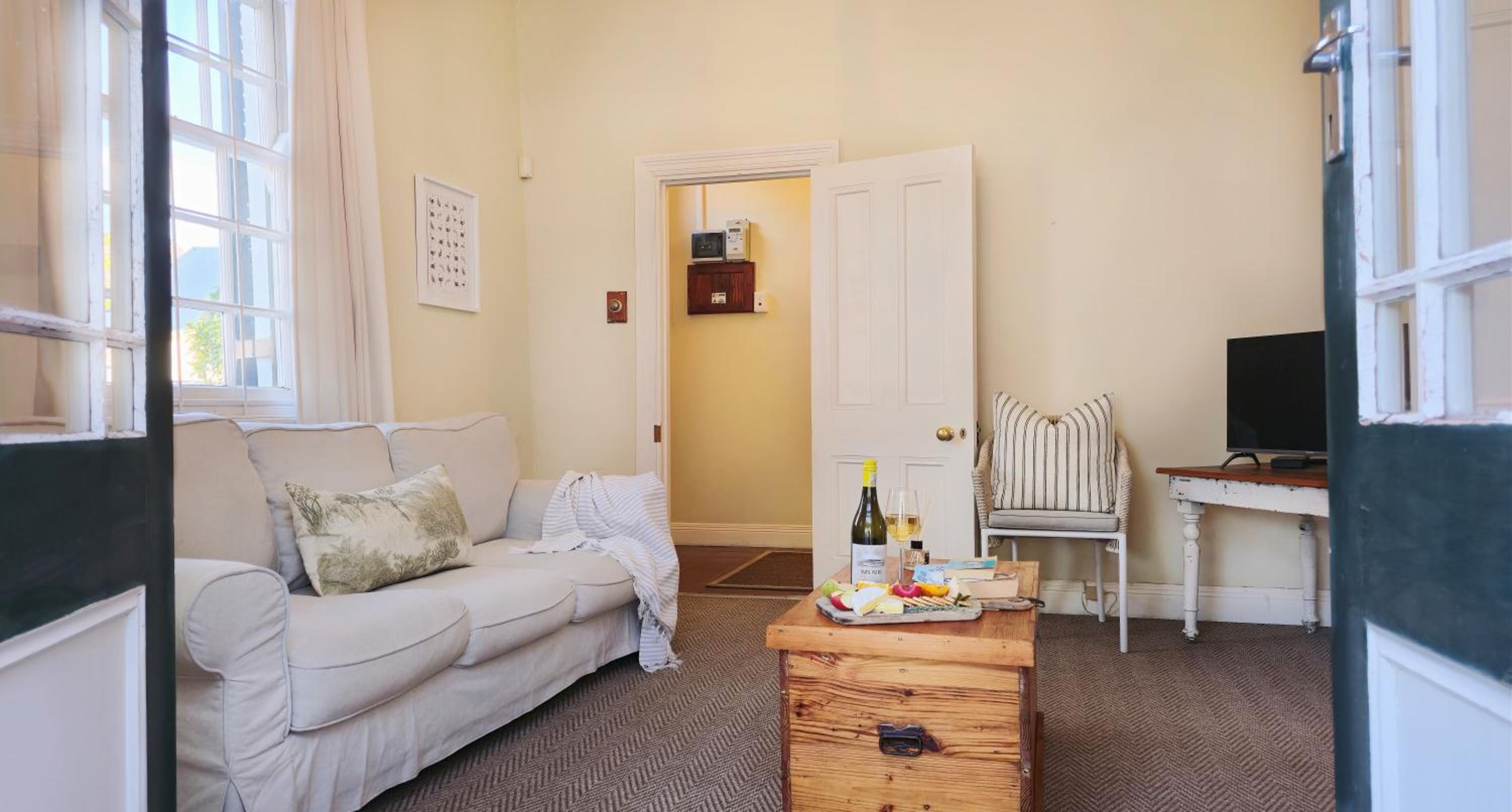 Superior King Suite photo 3