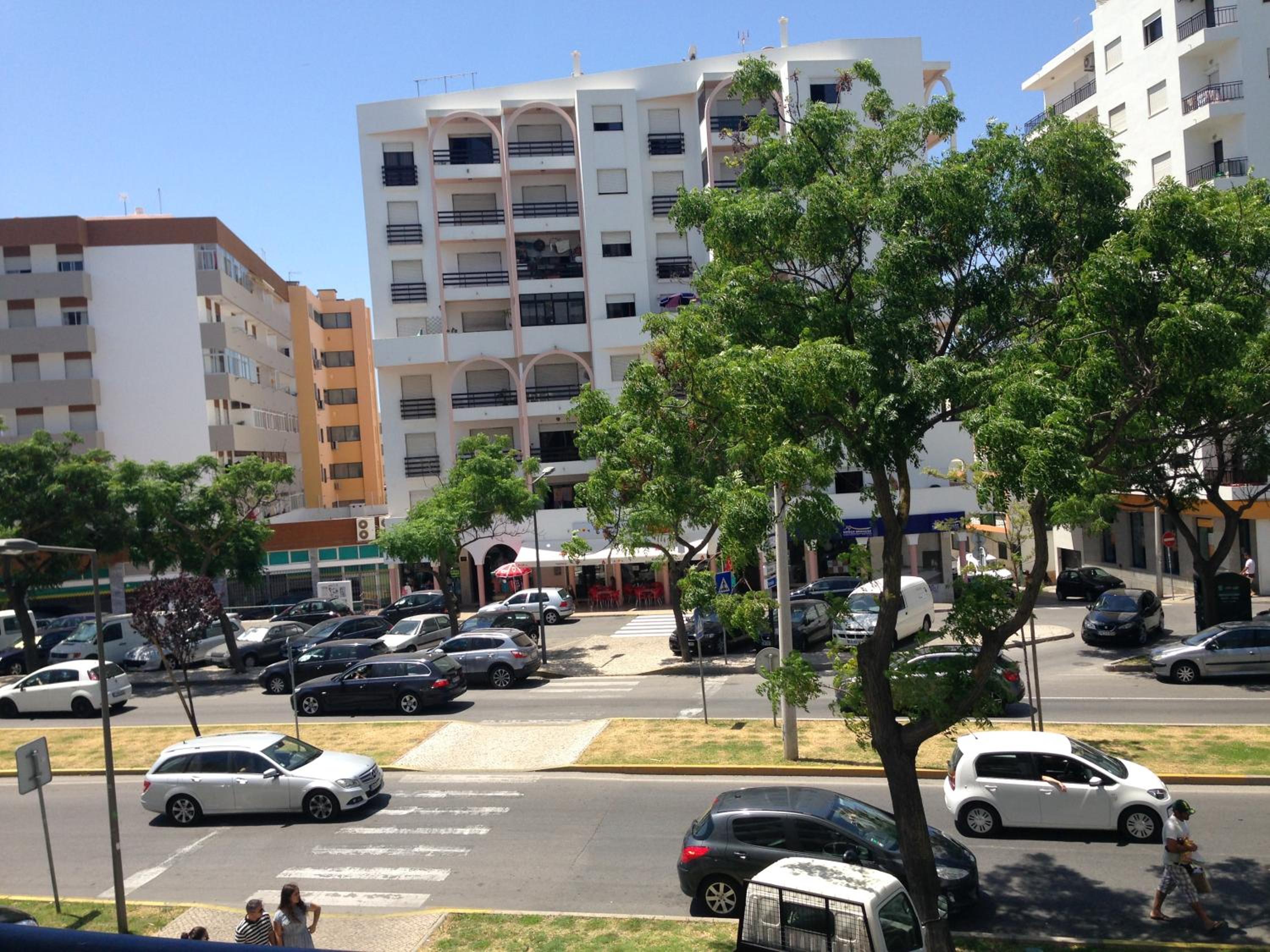 Two-Bedroom Deluxe Apartment with Balcony photo 3