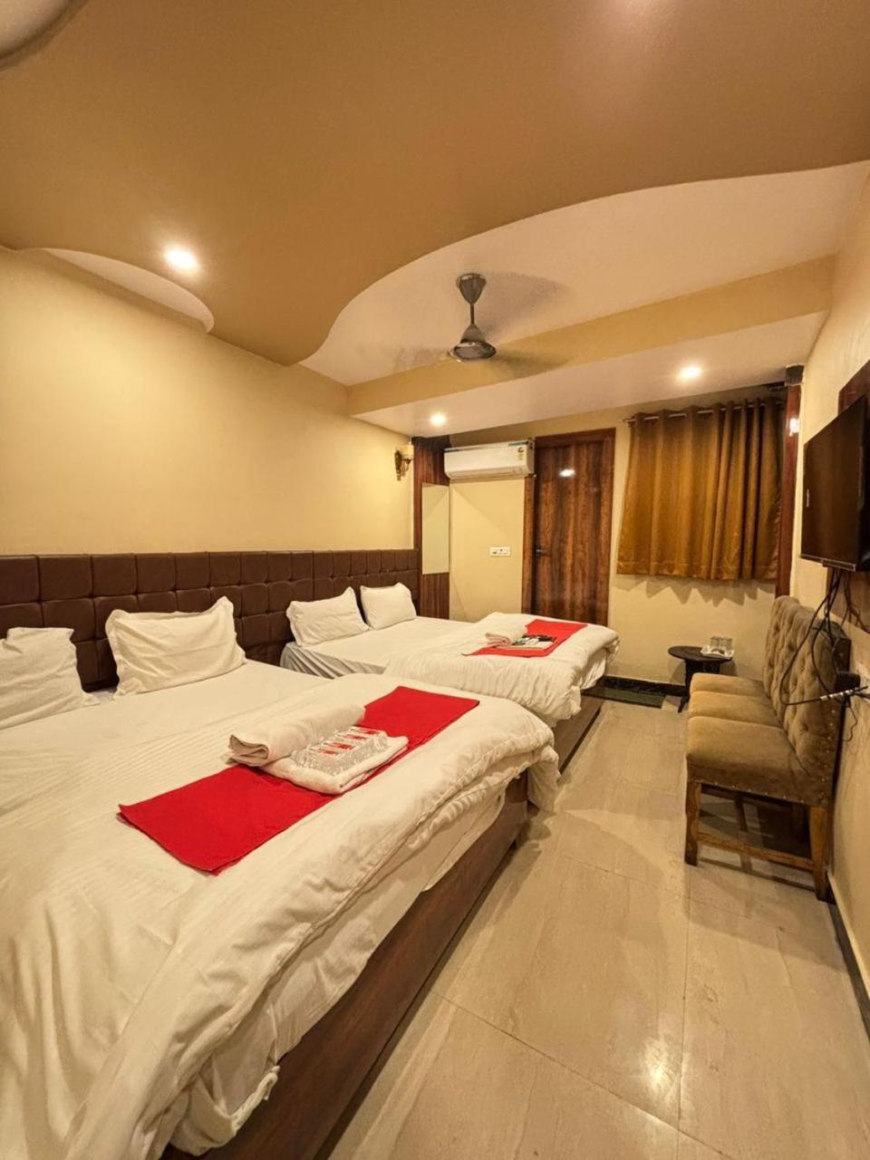 Family Room - Photo 12
