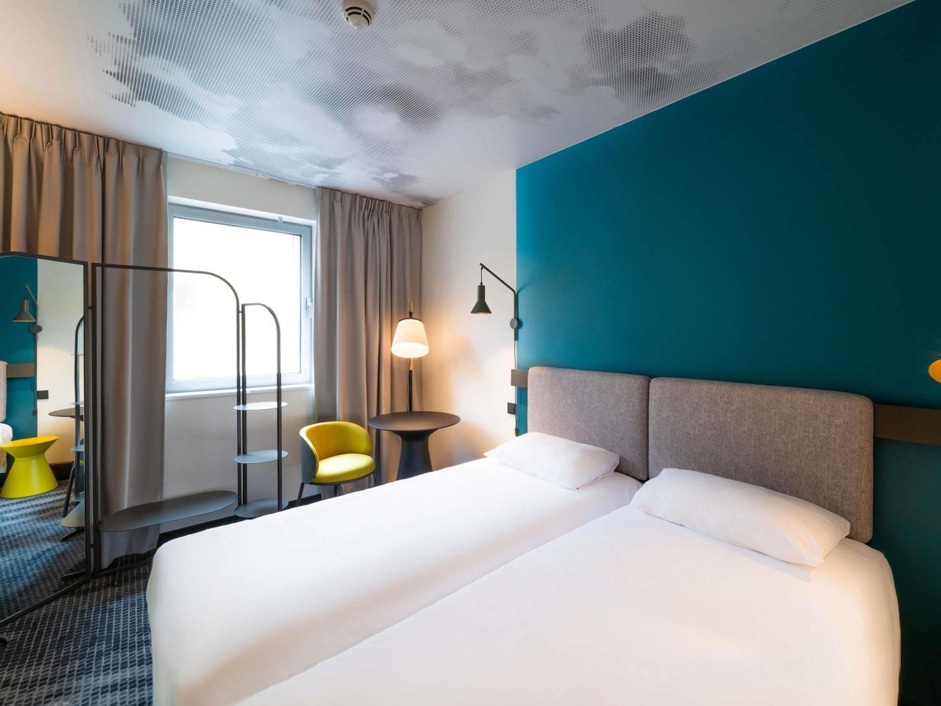 Superior Room with Two Twin Beds