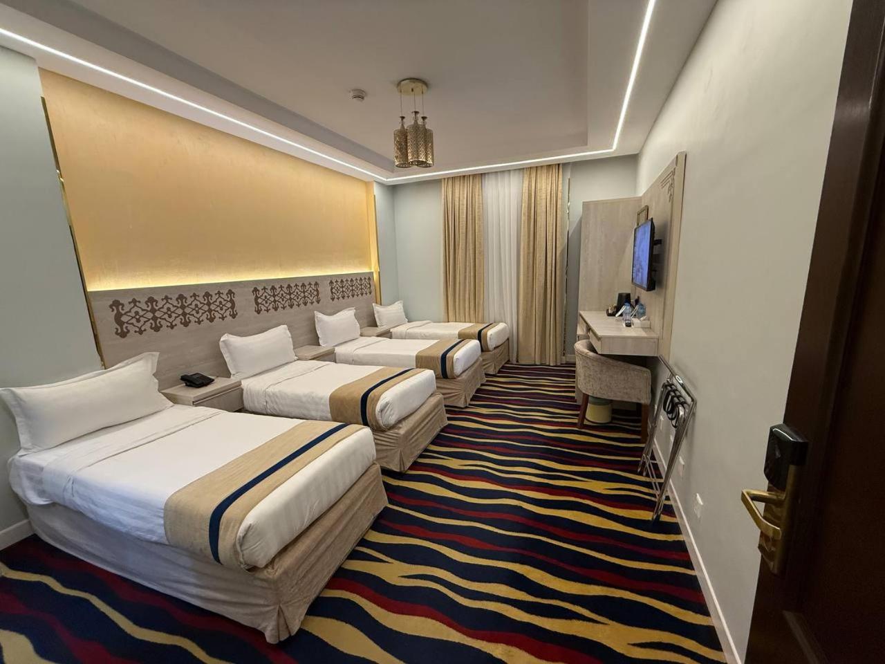 Deluxe Quadruple Room photo 2