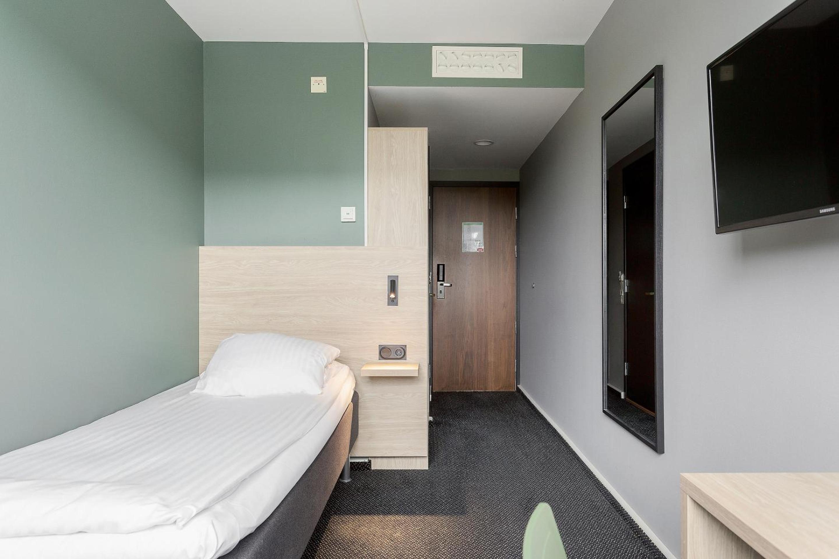 Economy Single Room - Non-Smoking