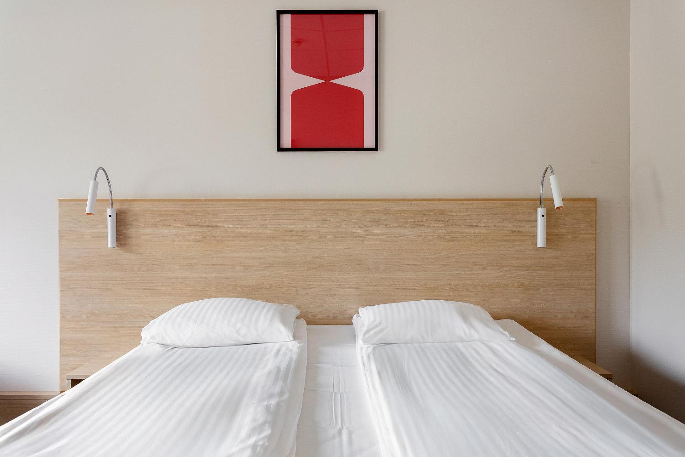 Economy Double Room - Non-Smoking - Photo 3