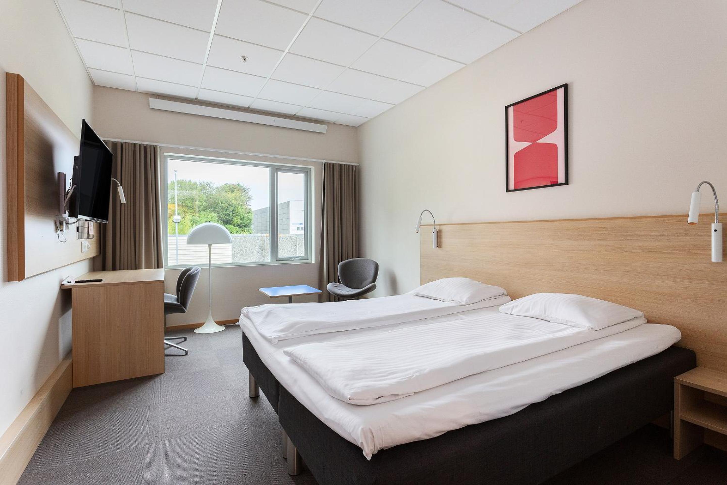 Economy Double Room - Non-Smoking - Photo 2
