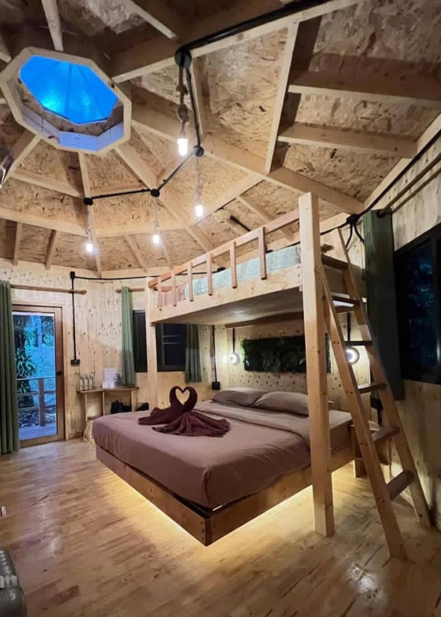 Deluxe Bungalow photo 1