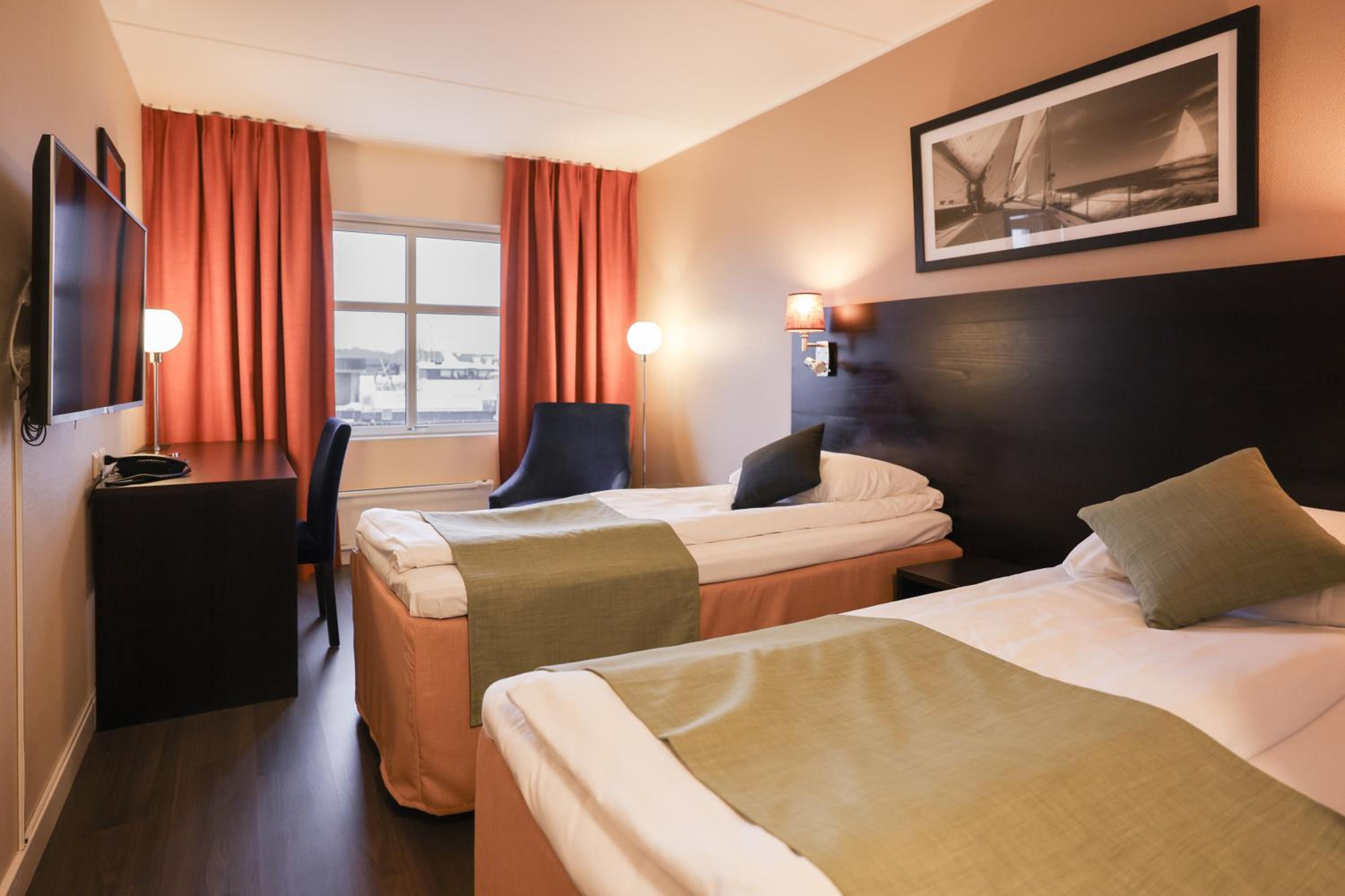 Standard Twin Room photo 1