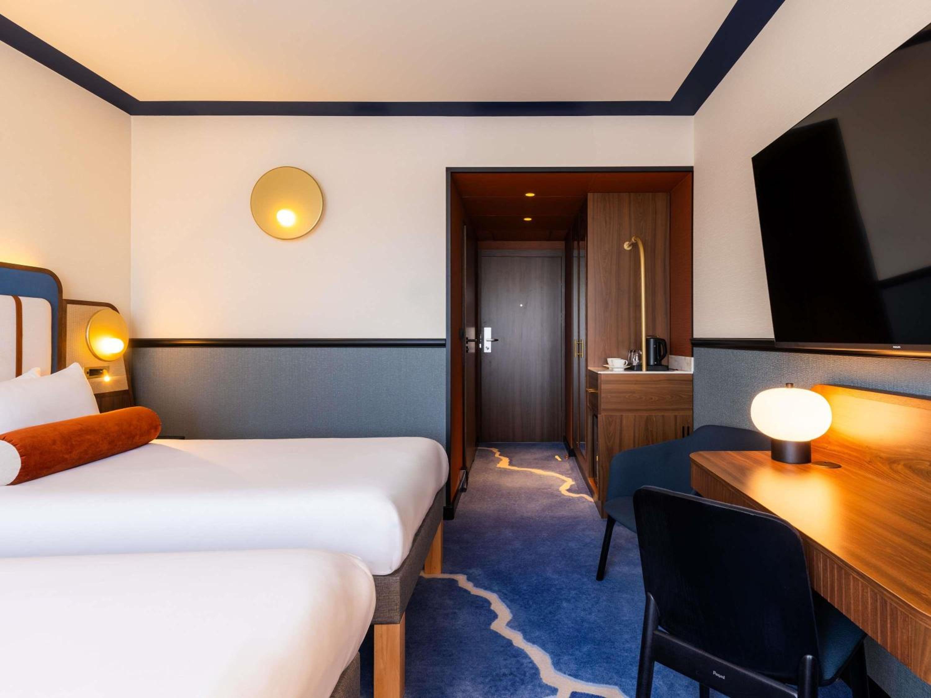 Twin Room - Photo 4