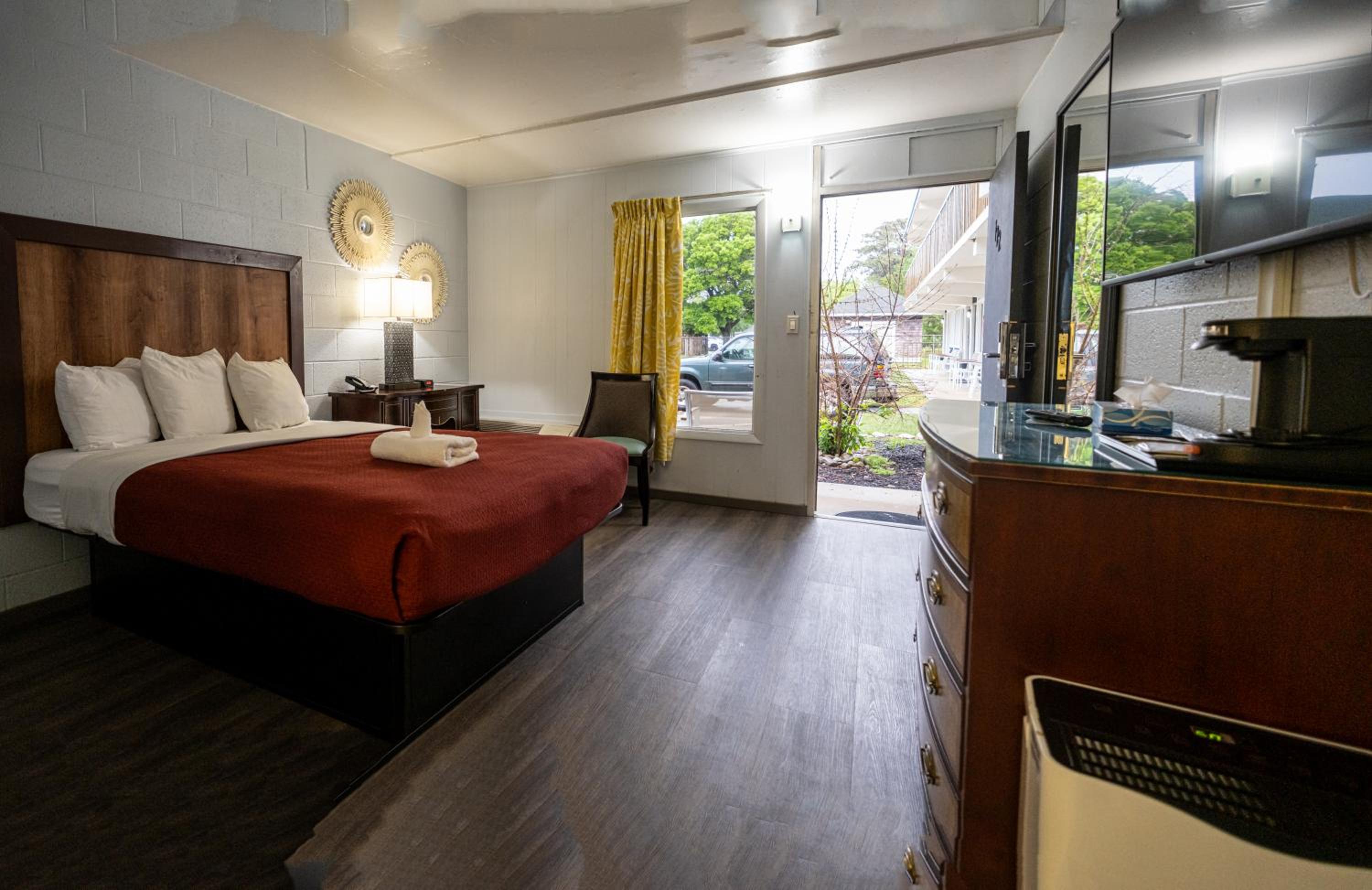 Queen Room