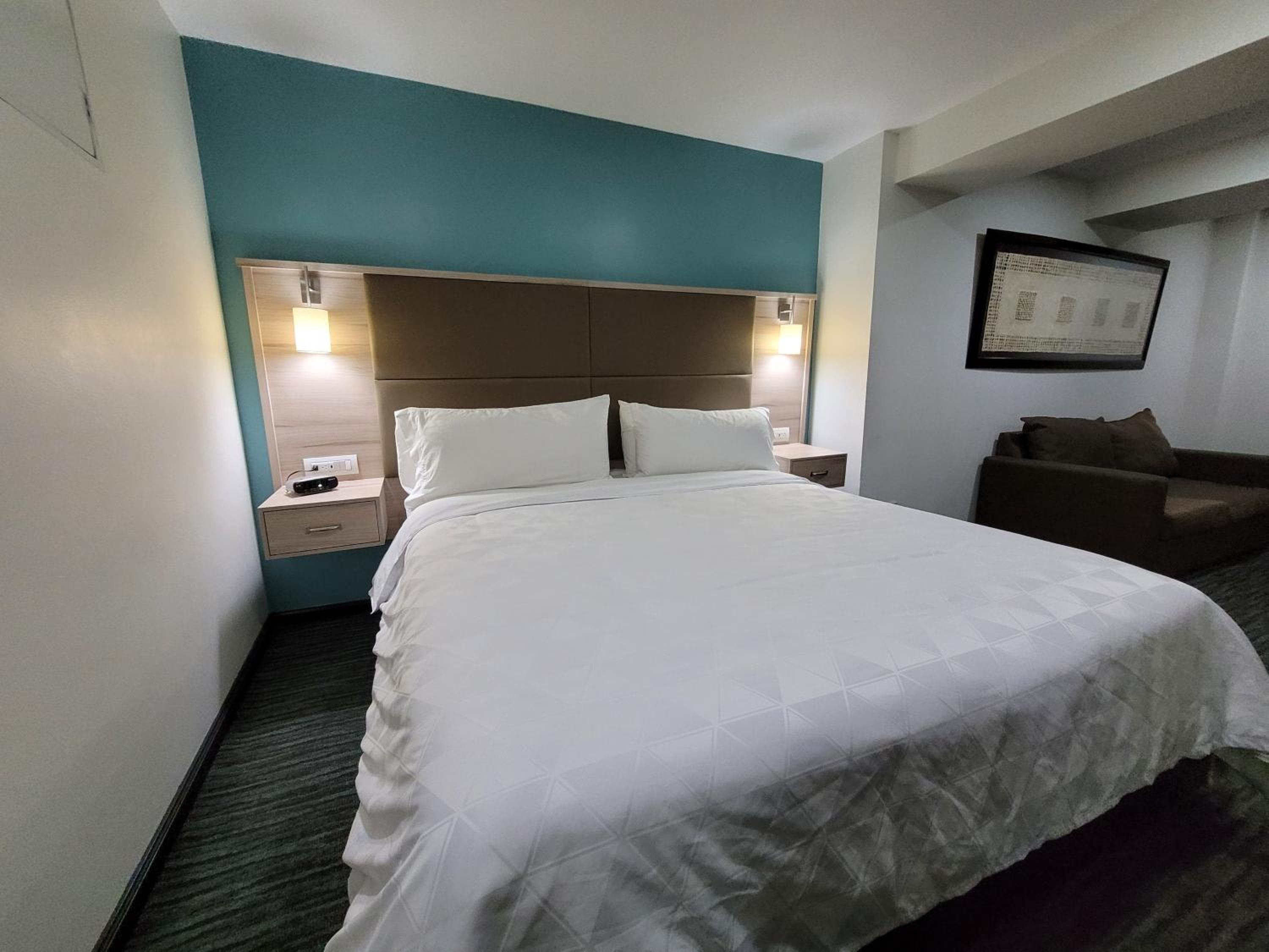 King Suite with Balcony