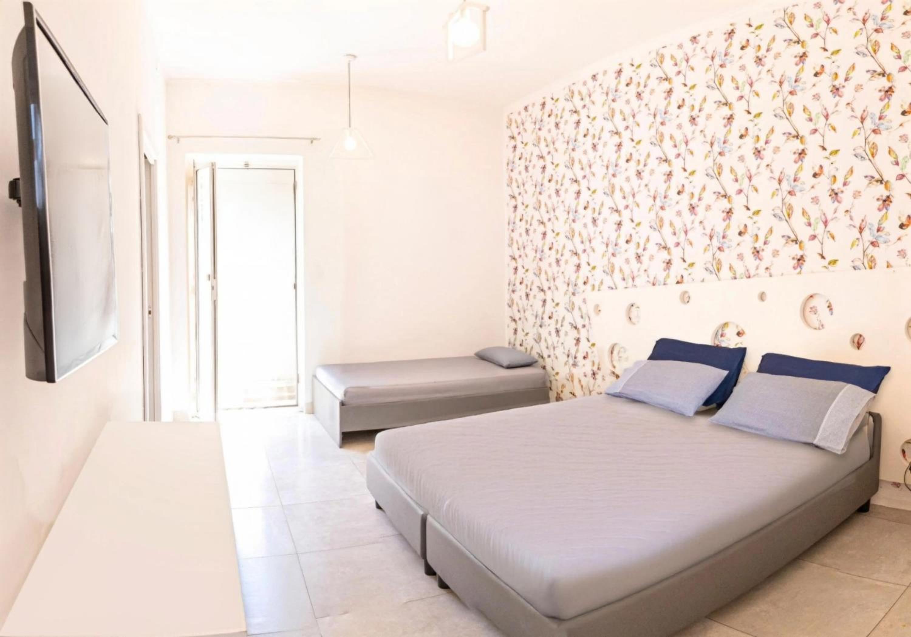 Comfort Triple Room