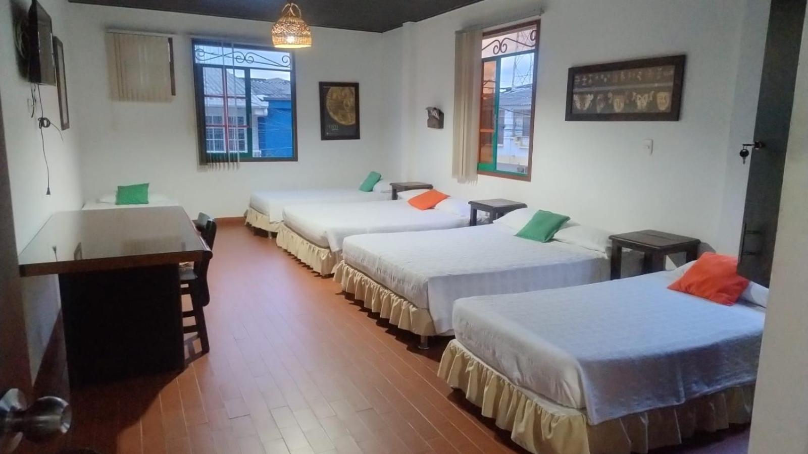 Mixed Dormitory Room