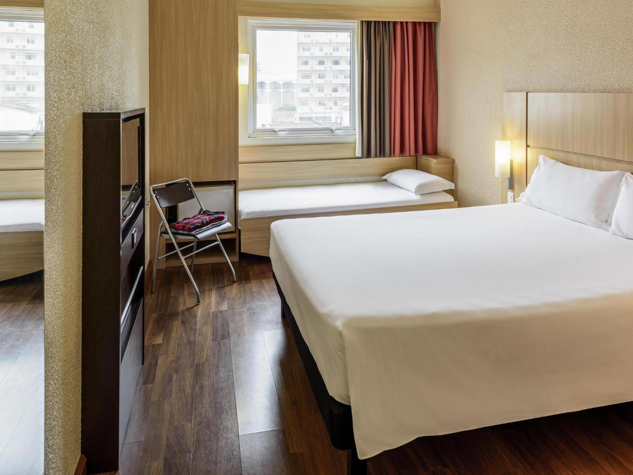 Standard Double Room and an Extra Bed for children photo 2
