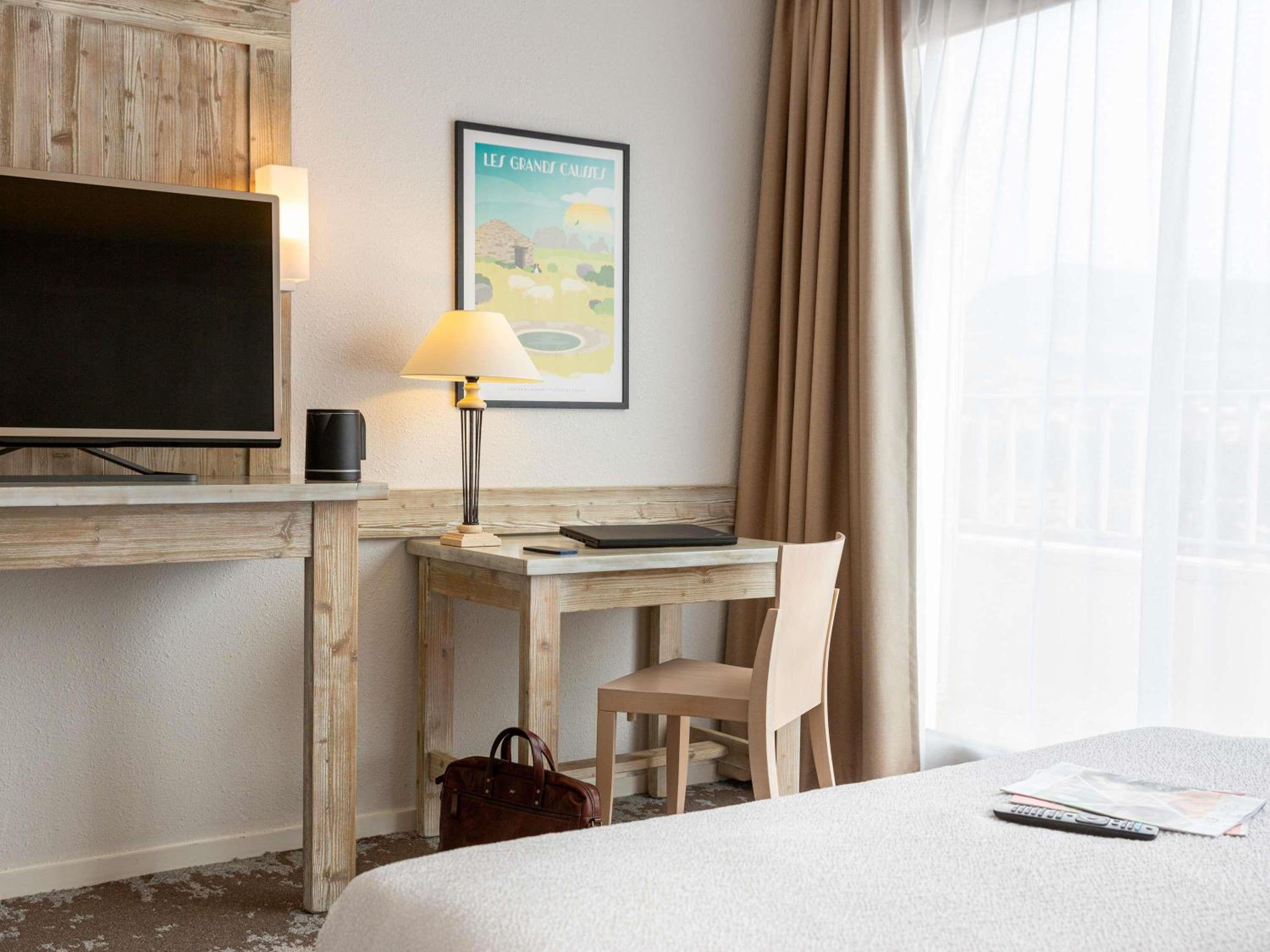 Privilege Double Room With View - Photo 6