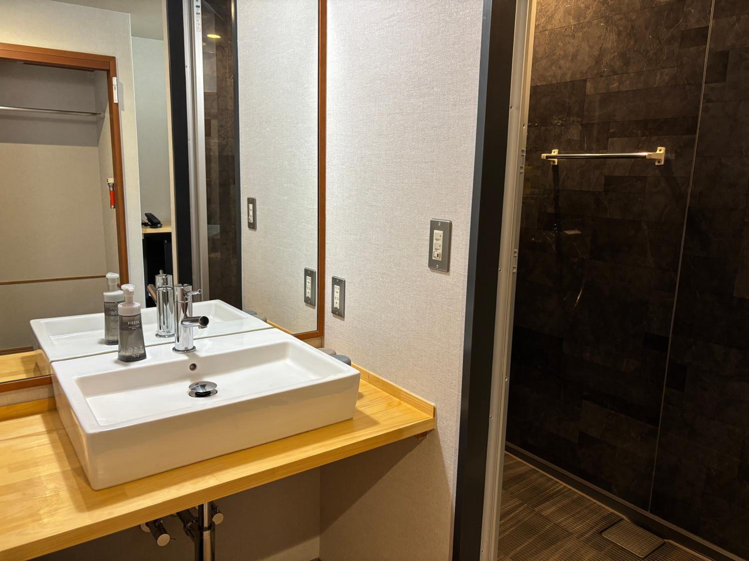 King Room - Photo 5