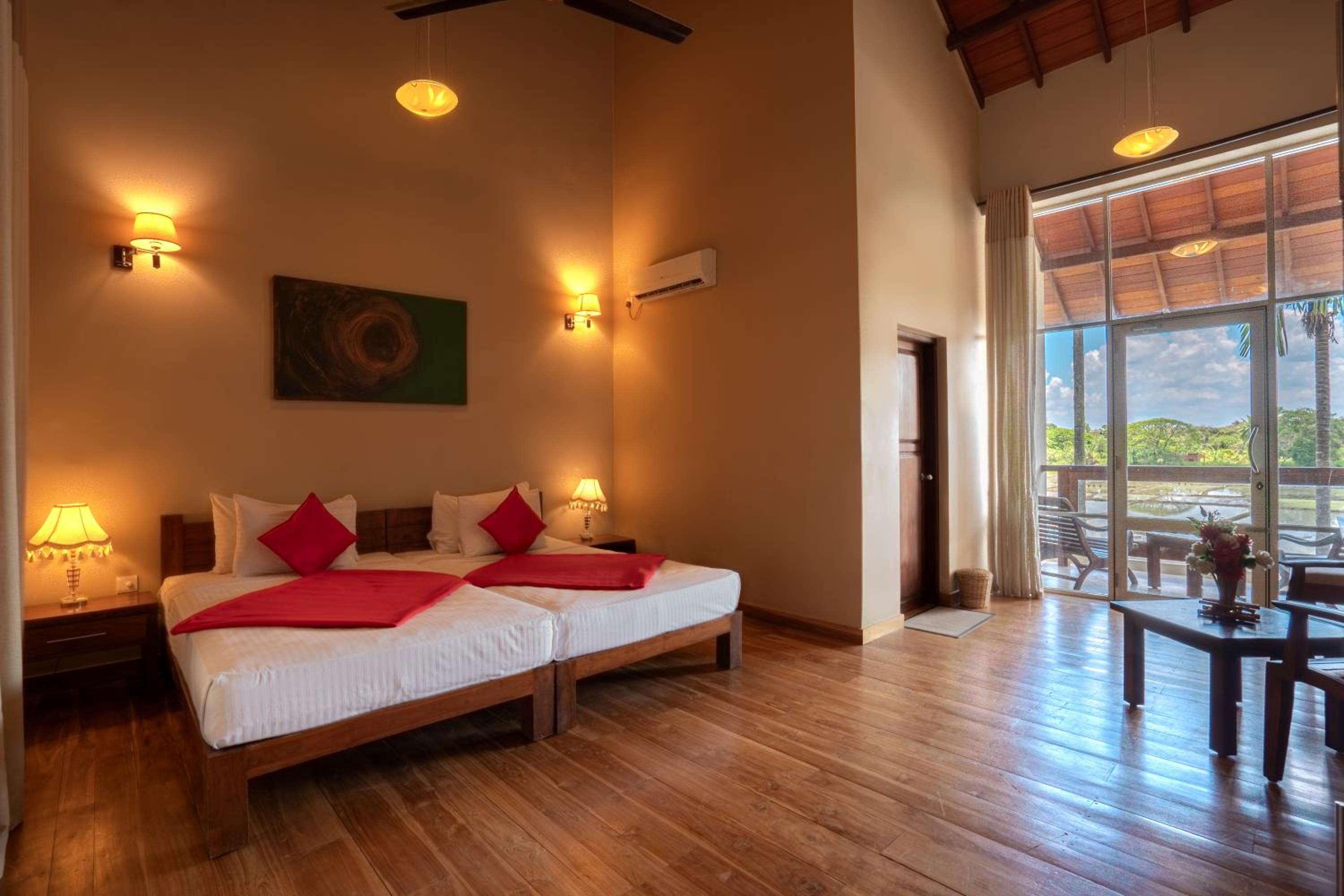 Deluxe Triple Room