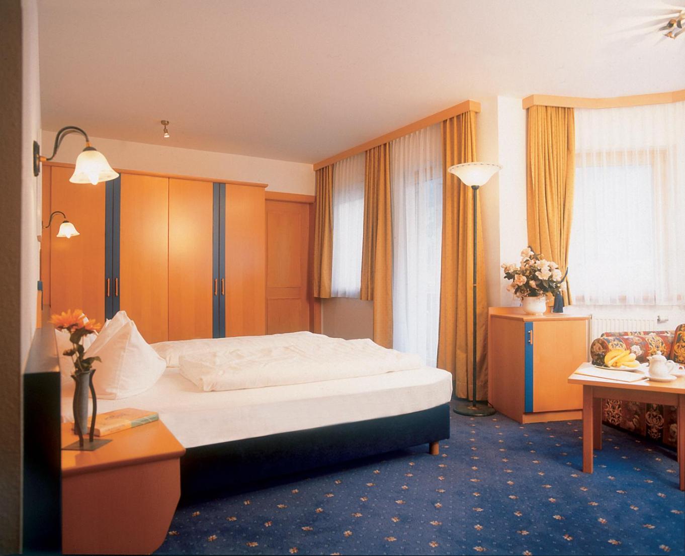 Economy Double or Twin Room photo 2