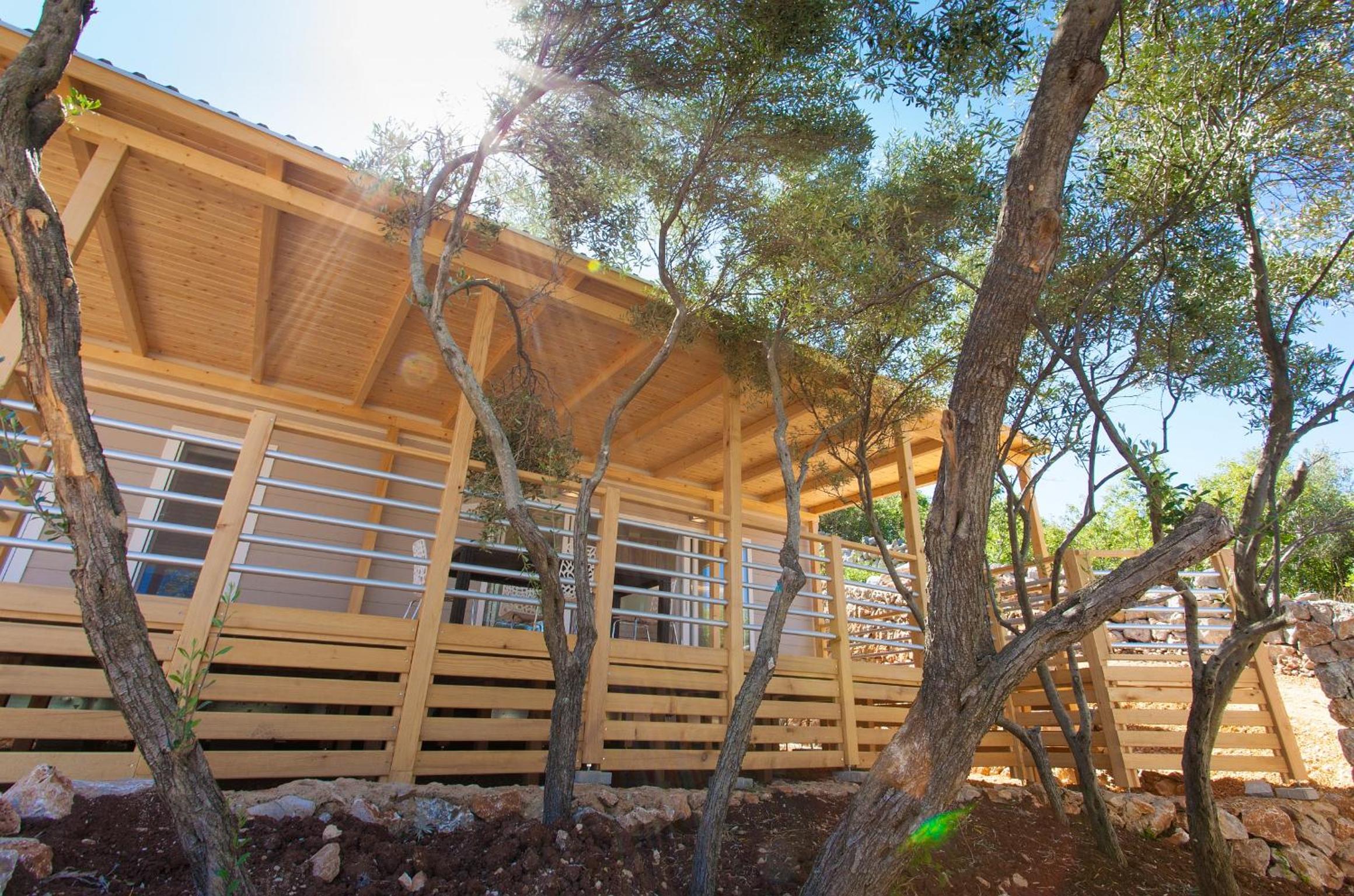 Three-Bedroom Mobile Home with Terrace