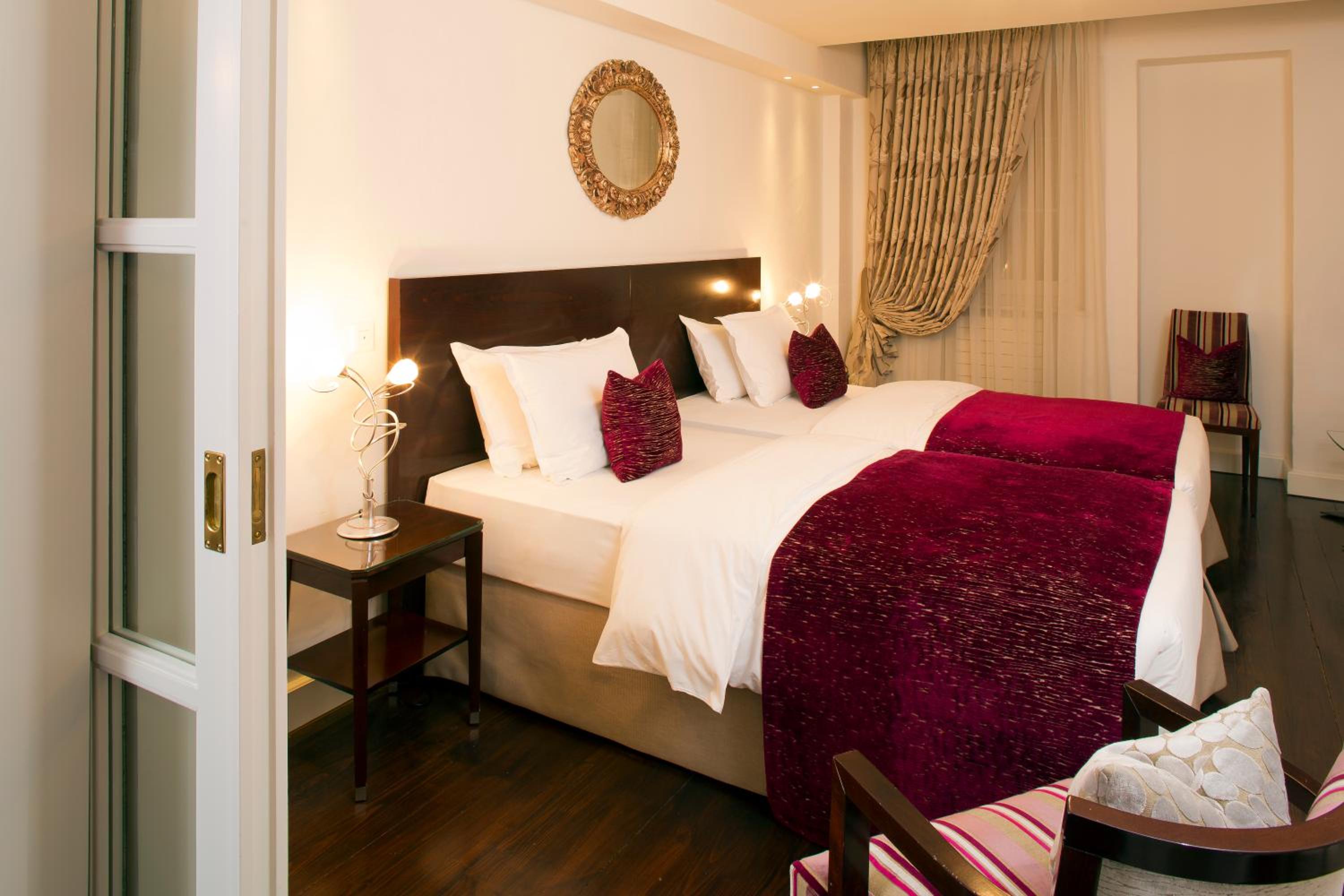Junior Suite with Twin Beds