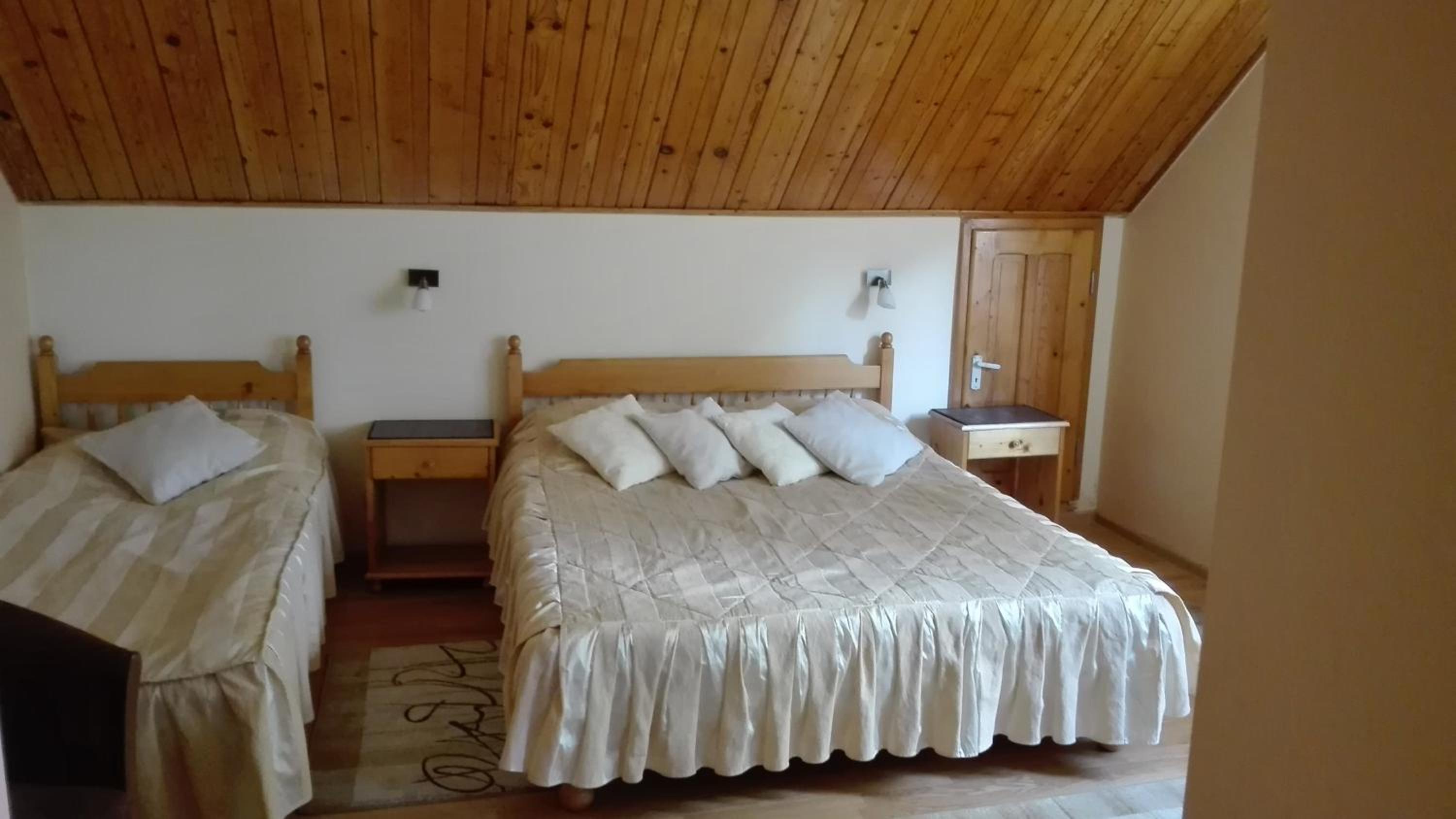 Standard Triple Room photo 2