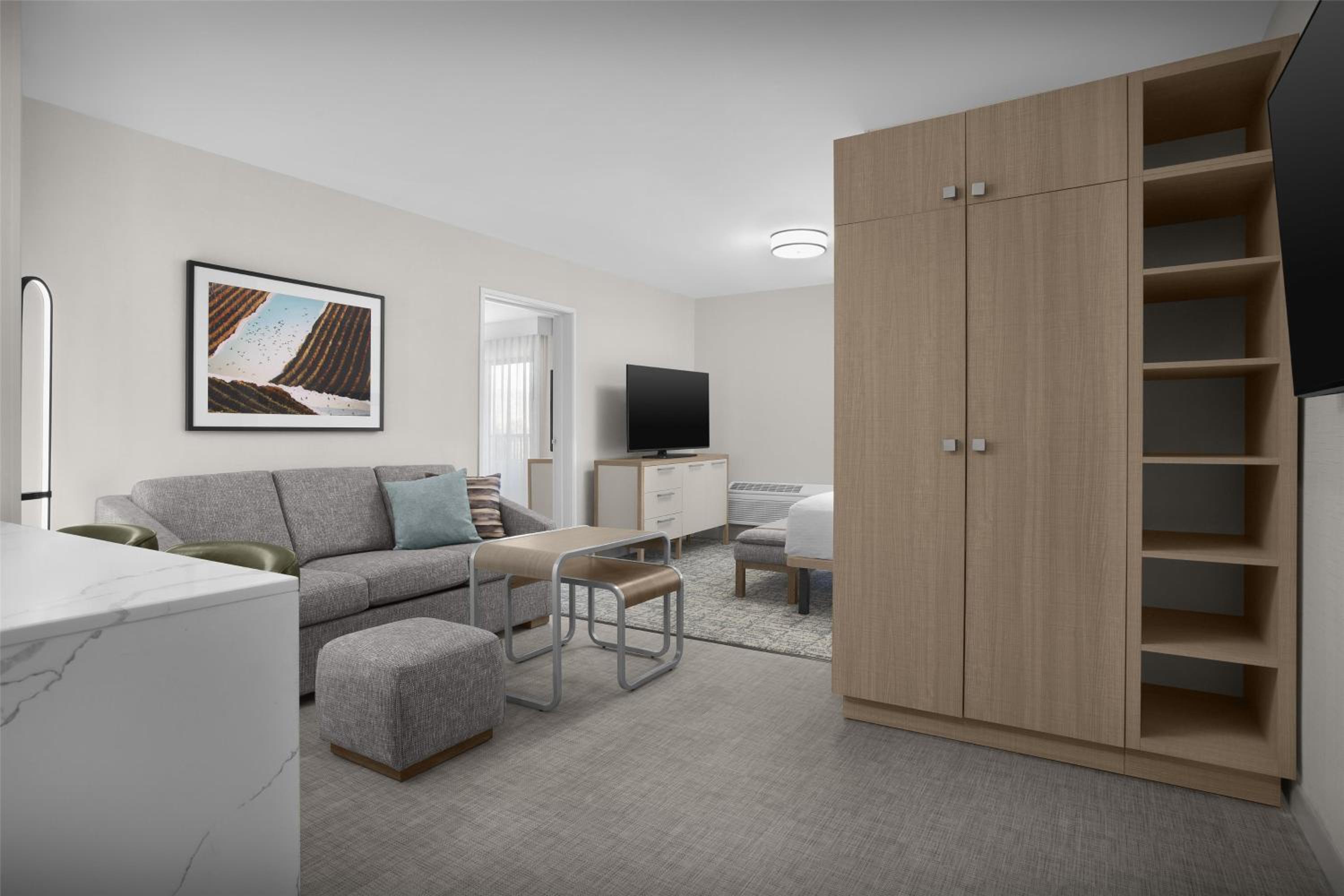 Two-Room Suite with One King Bed and One Queen Bed - Photo 1