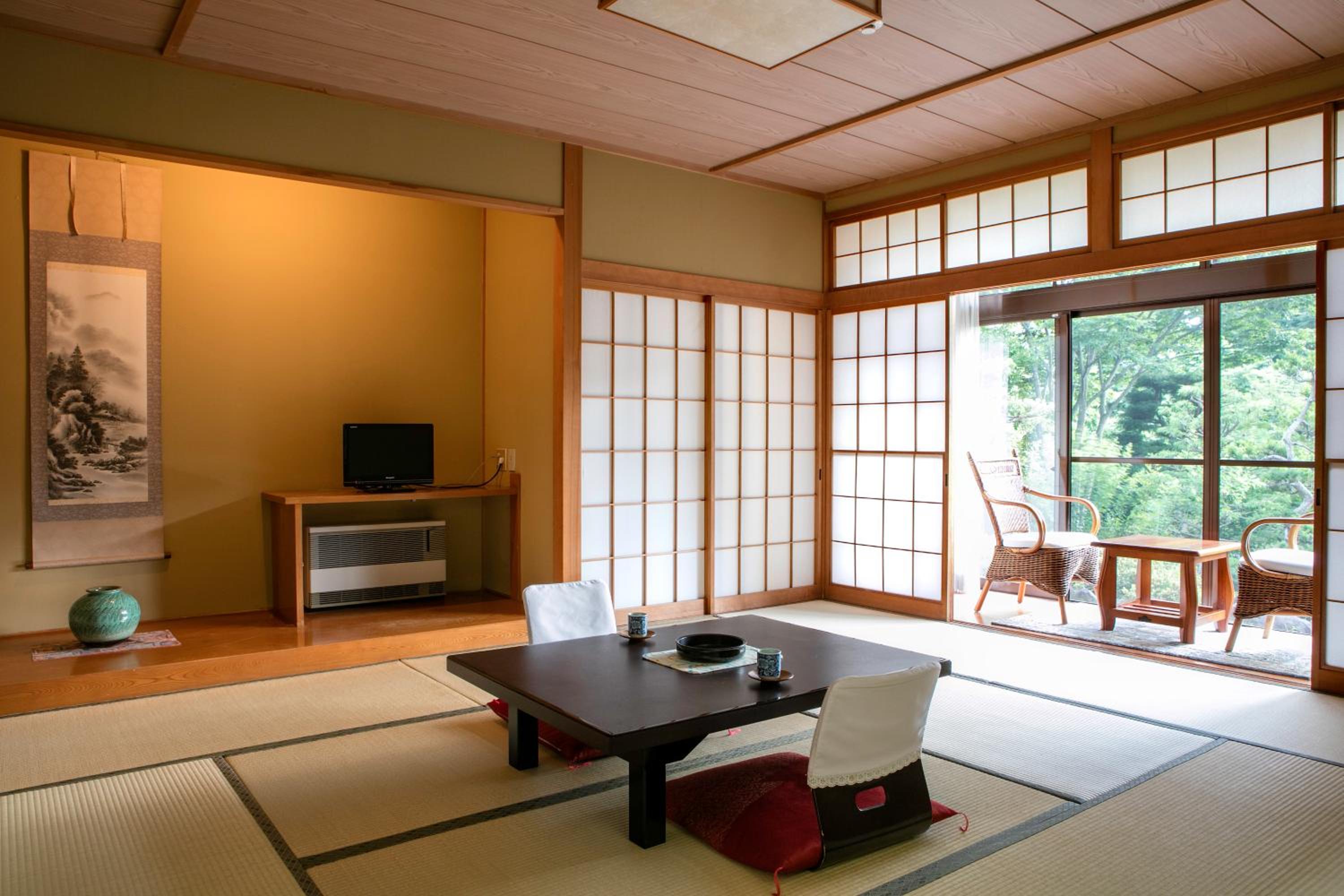 Japanese-Style Deluxe Room