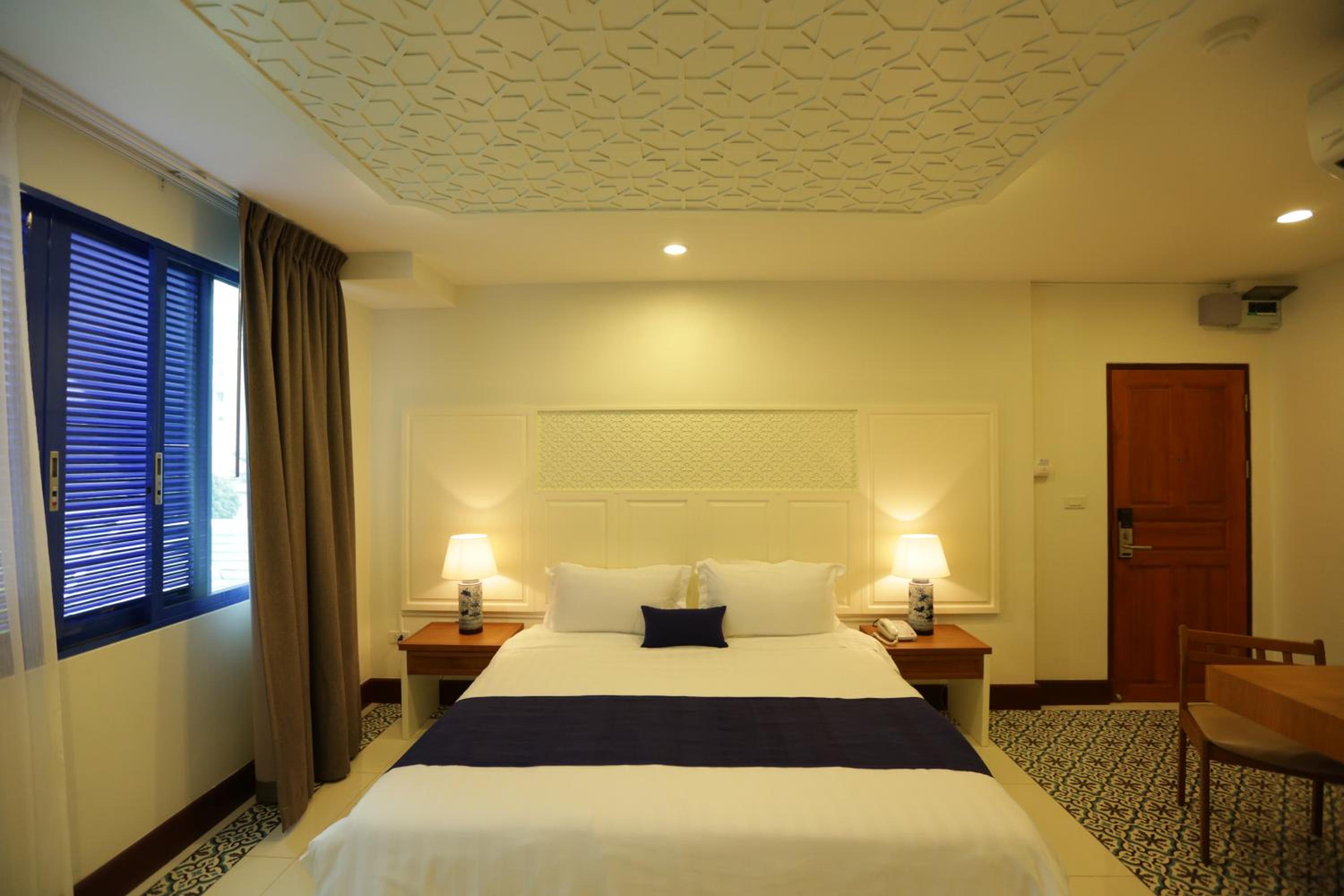Deluxe Double Room photo 2