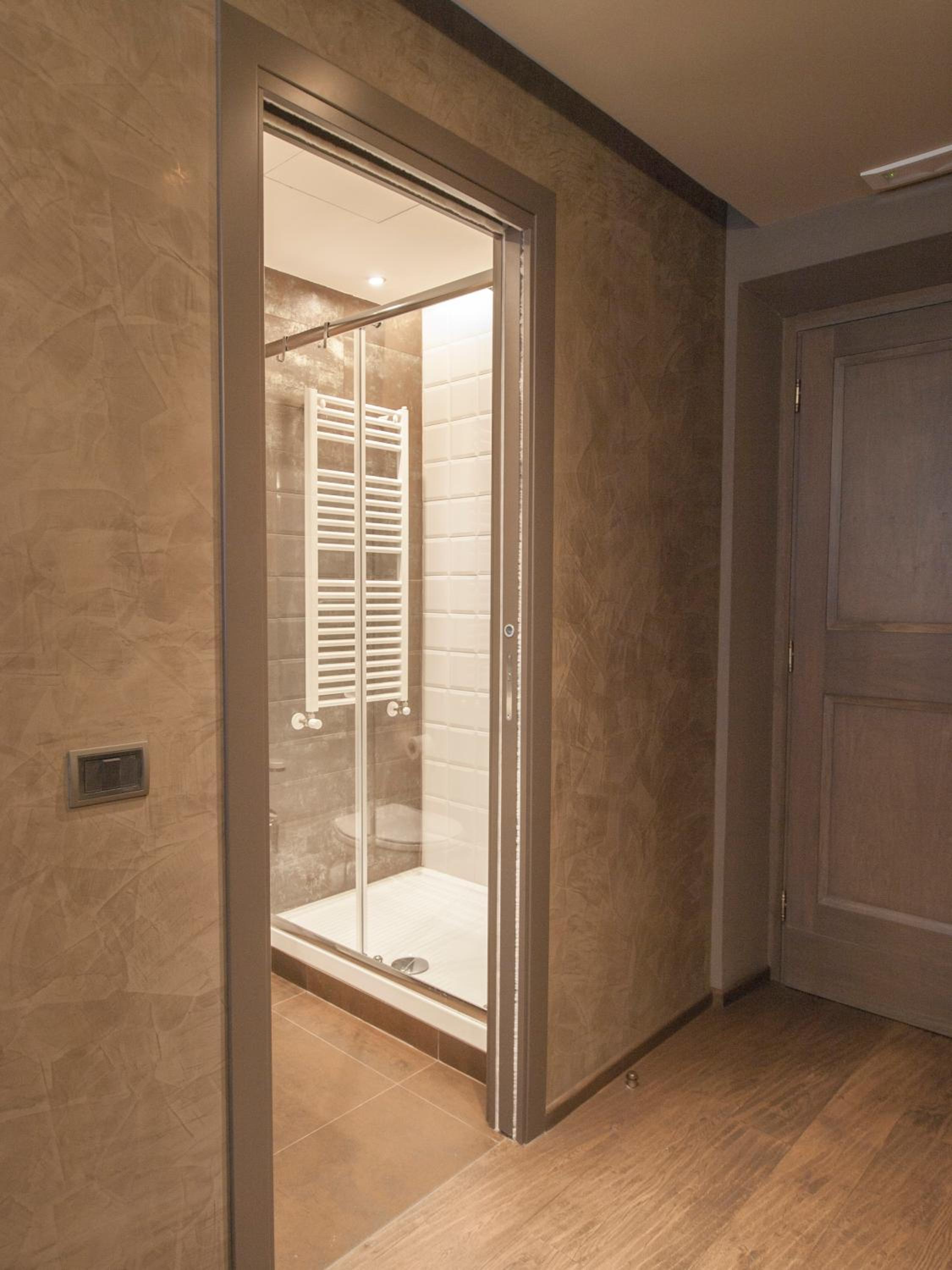 Standard Double or Twin Room photo 2