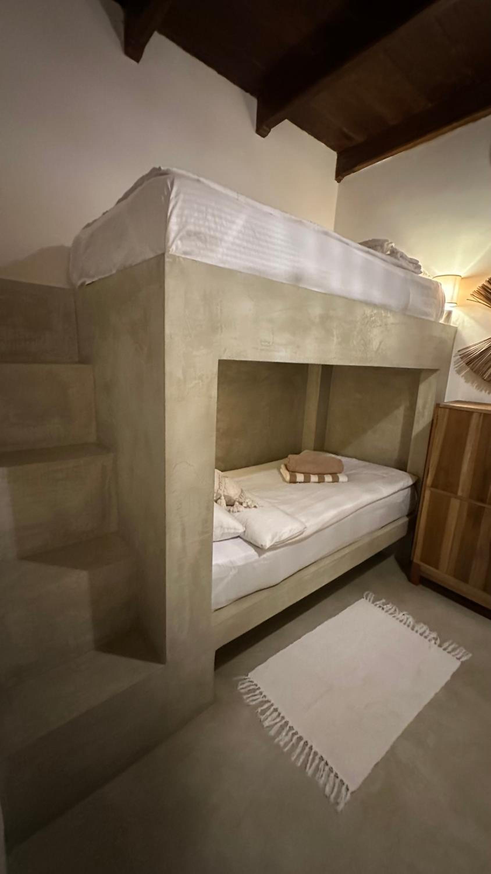 Bed in 4-Bed Mixed Dormitory Room