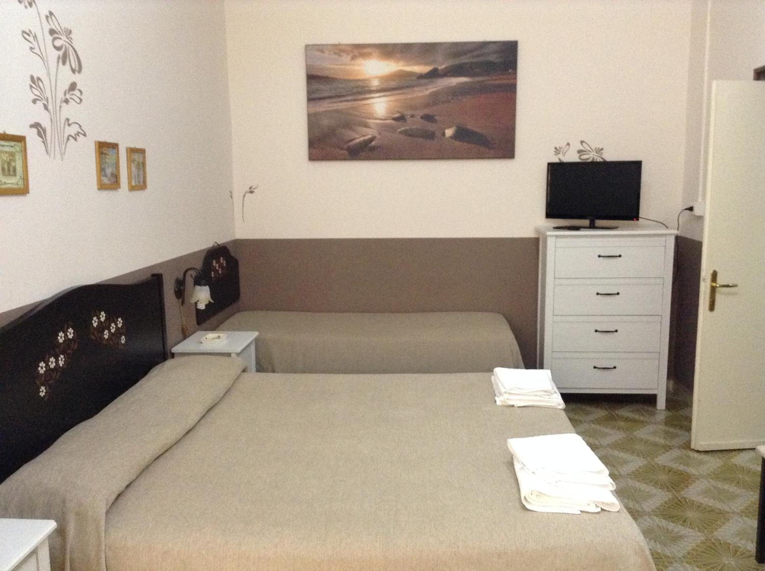Triple Room - Photo 20