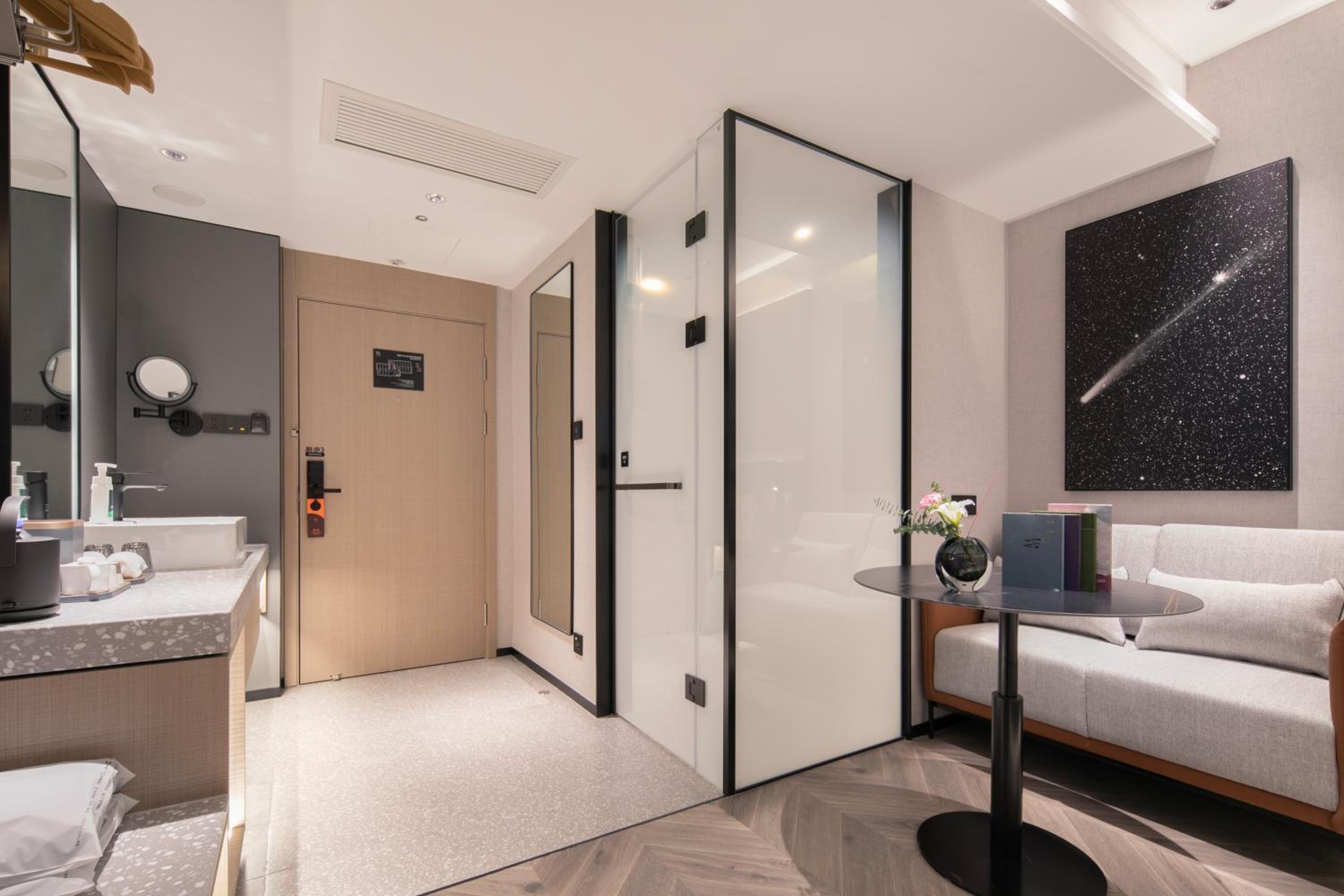 Superior Twin Room photo 3