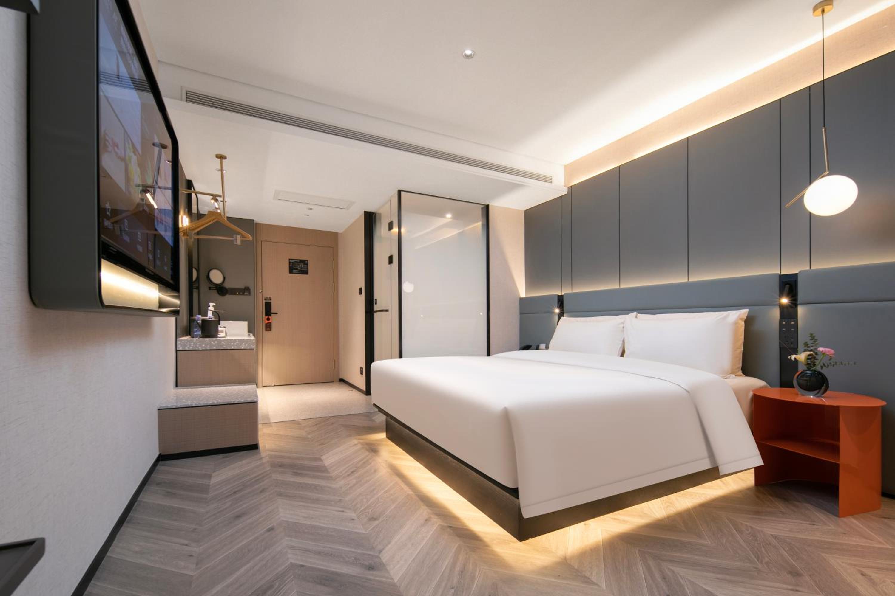 Jimu Double Room with City View photo 2