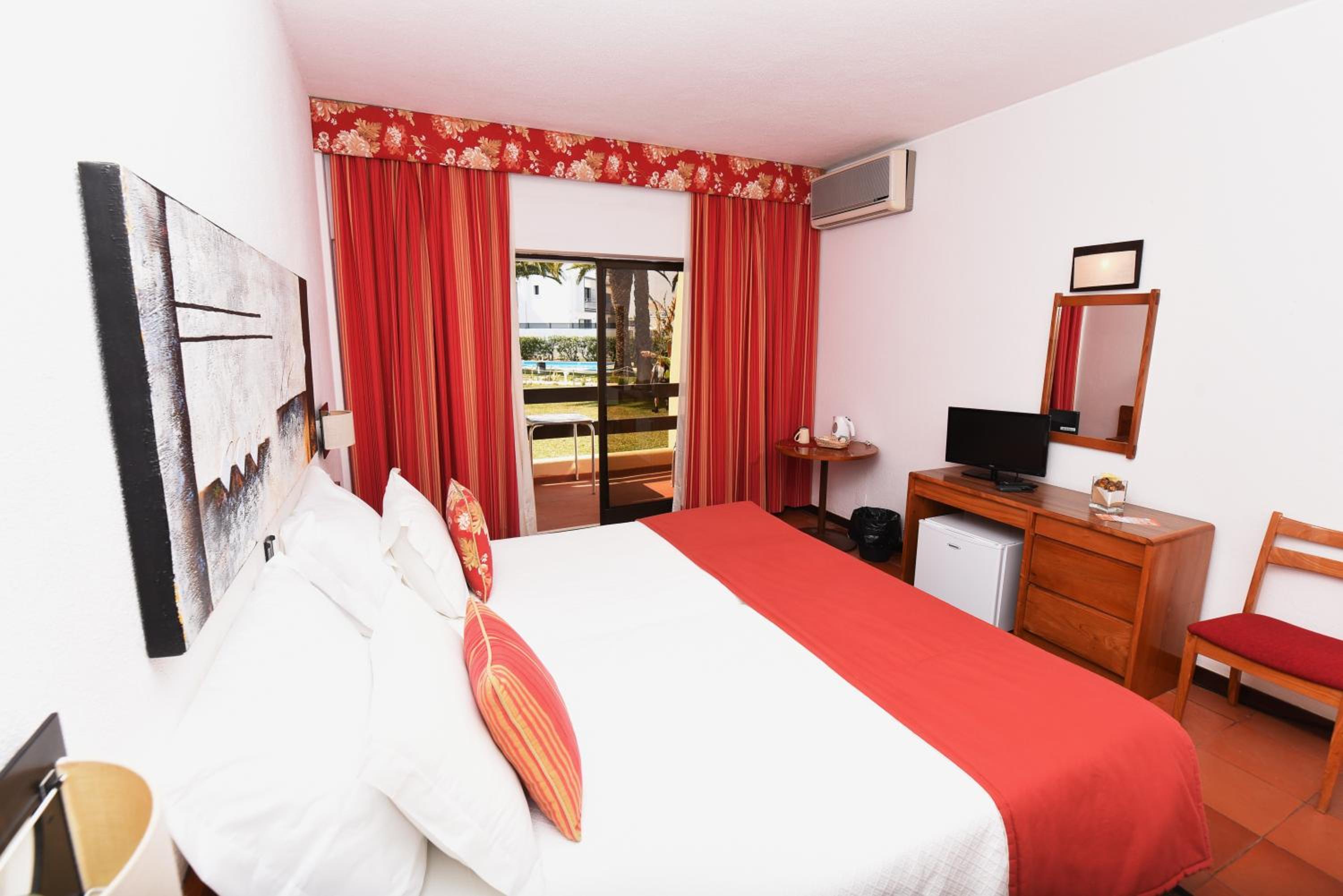 Suite with Garden View