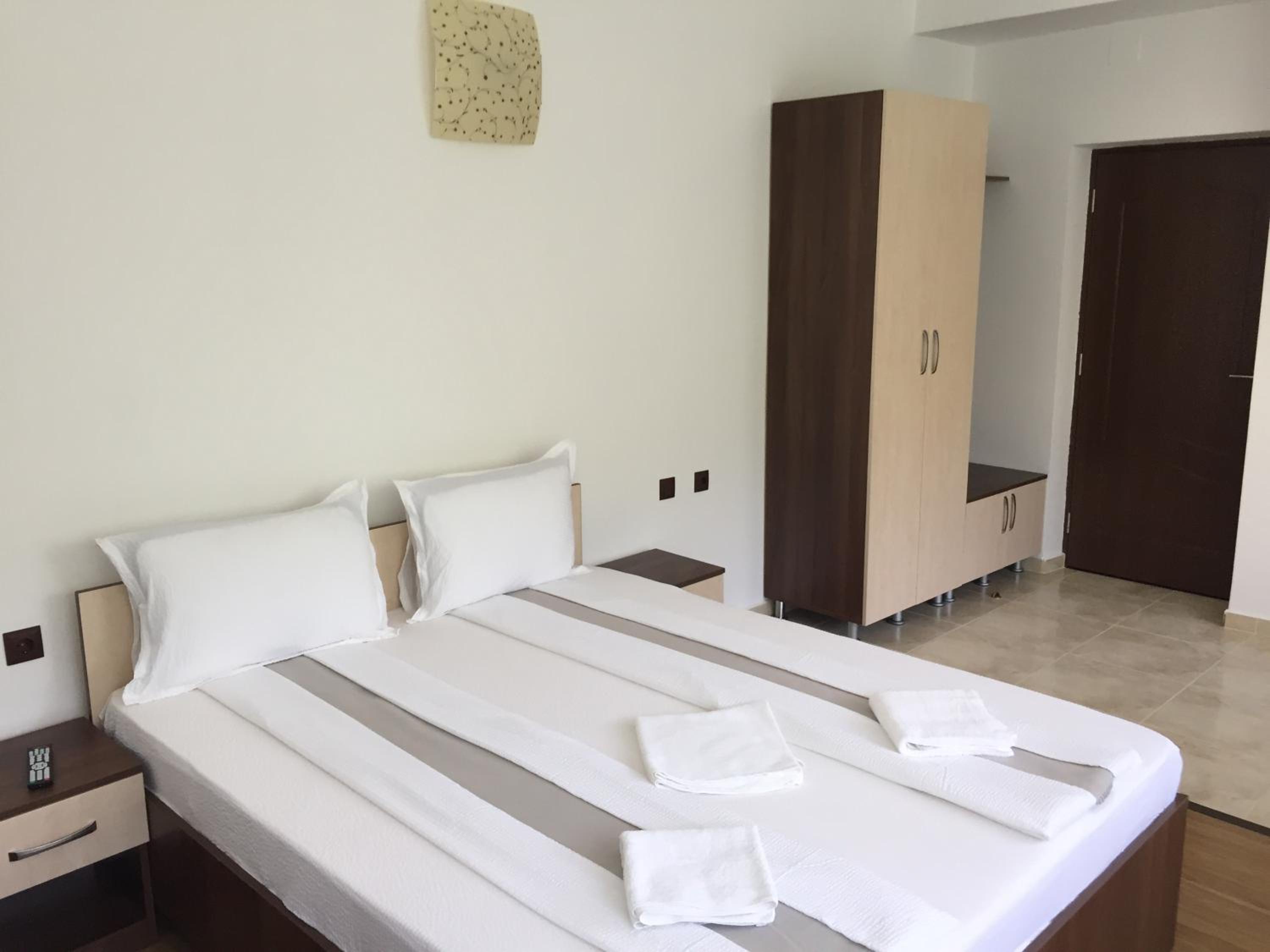 Standard Triple Room - Photo 20