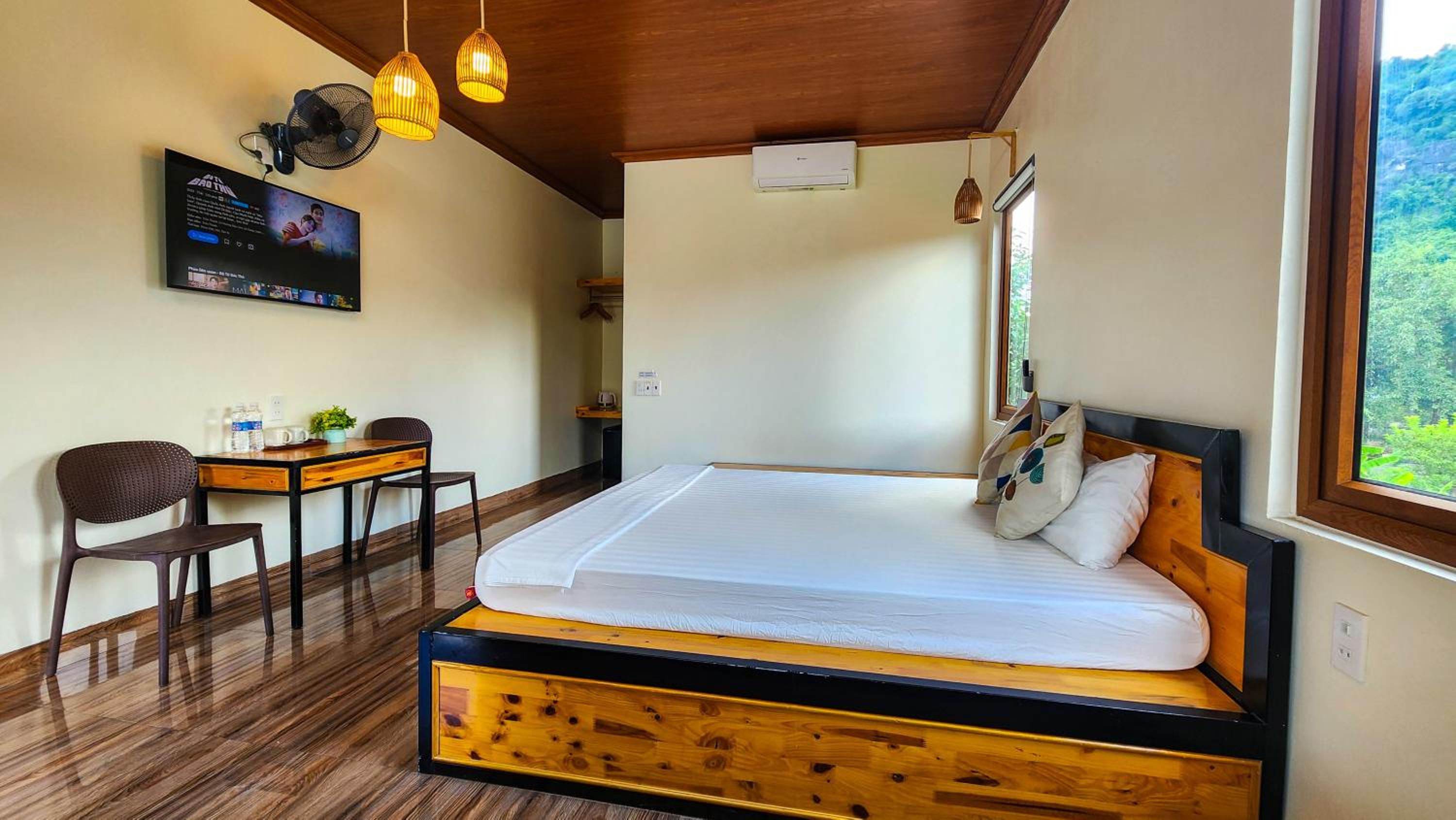 King Room with Mountain View - Photo 5