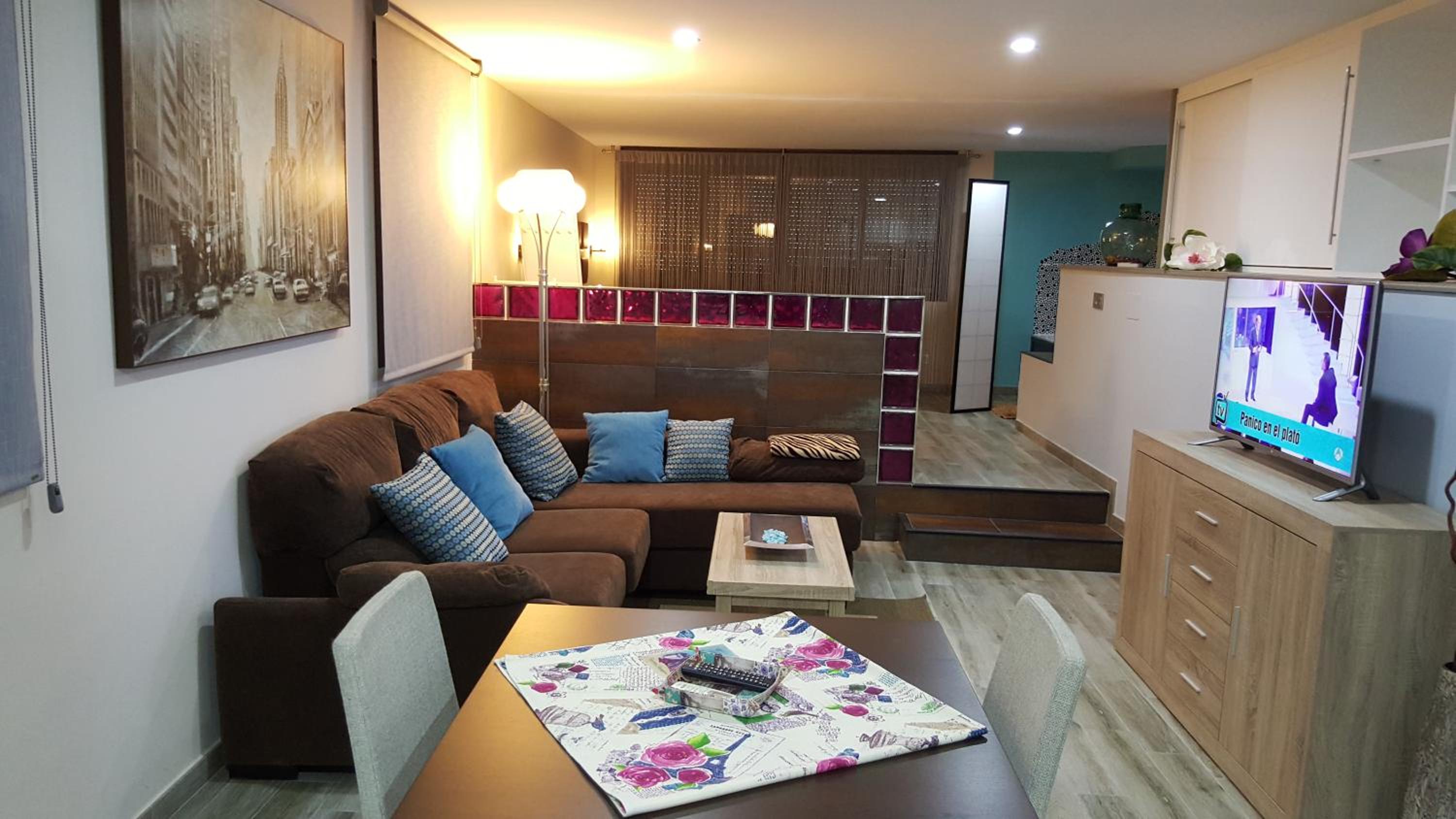 Apartamento con Bañera de Hidromasaje