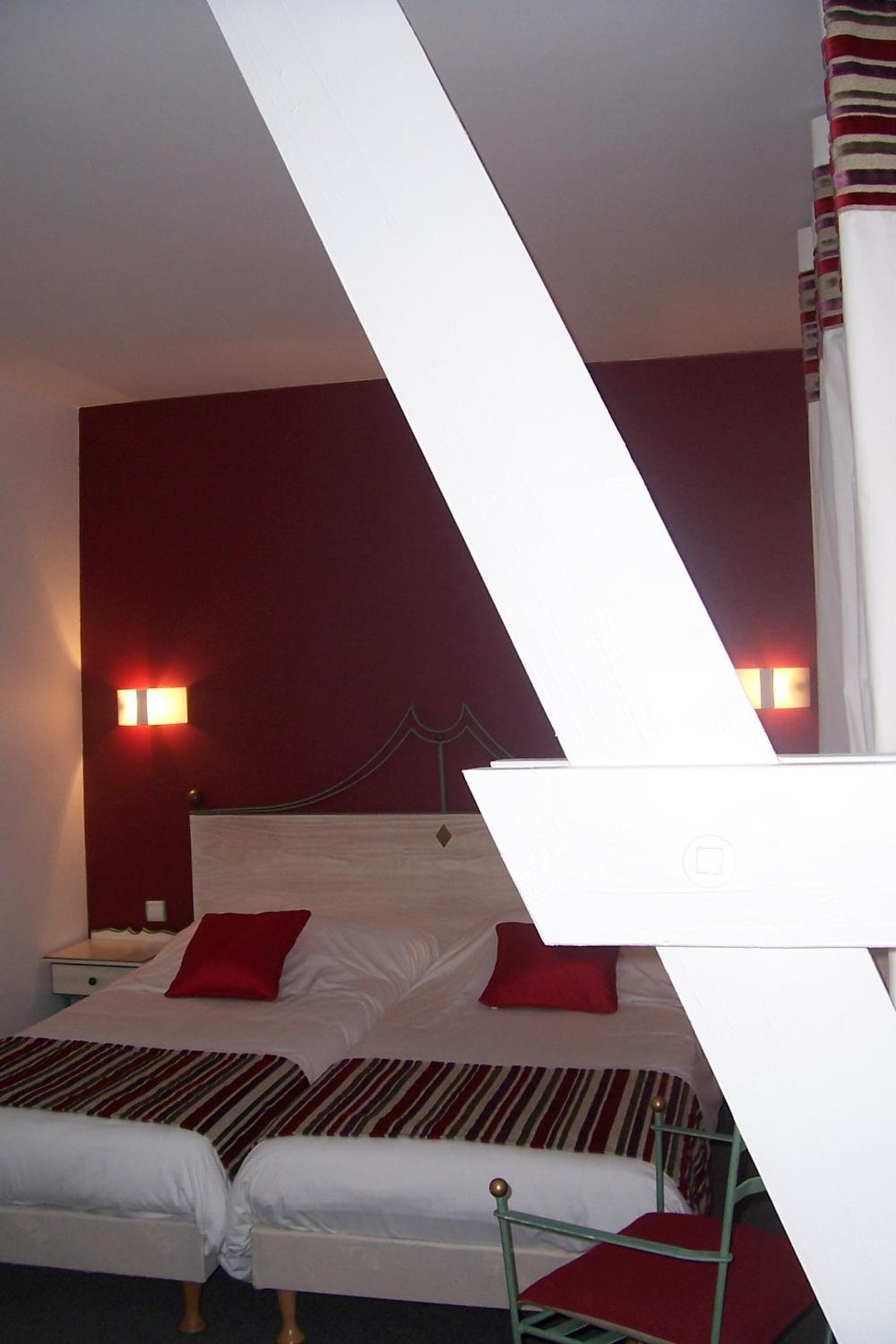 Comfort Twin Room - Photo 8