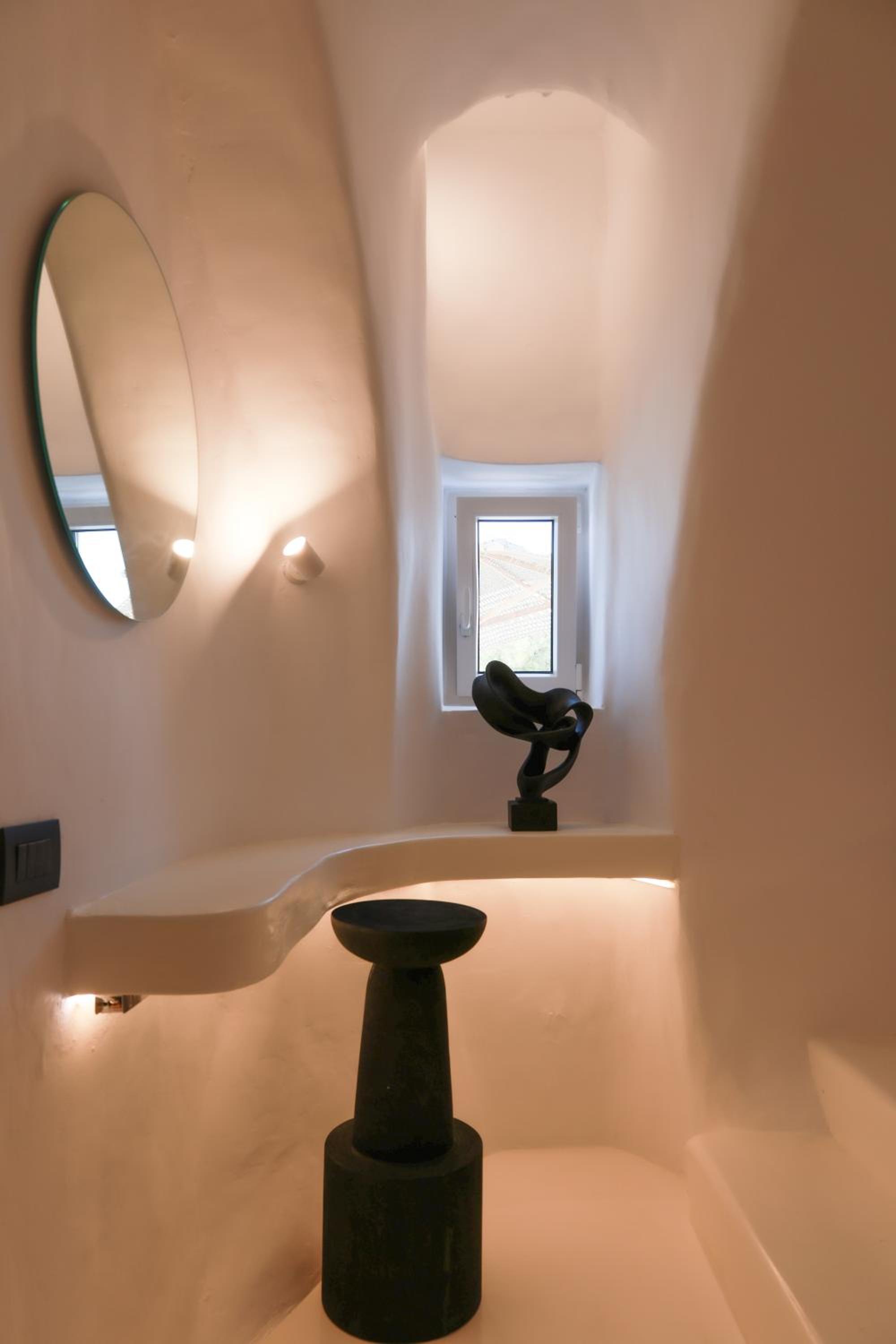 Suite with Private Pool - Photo 11