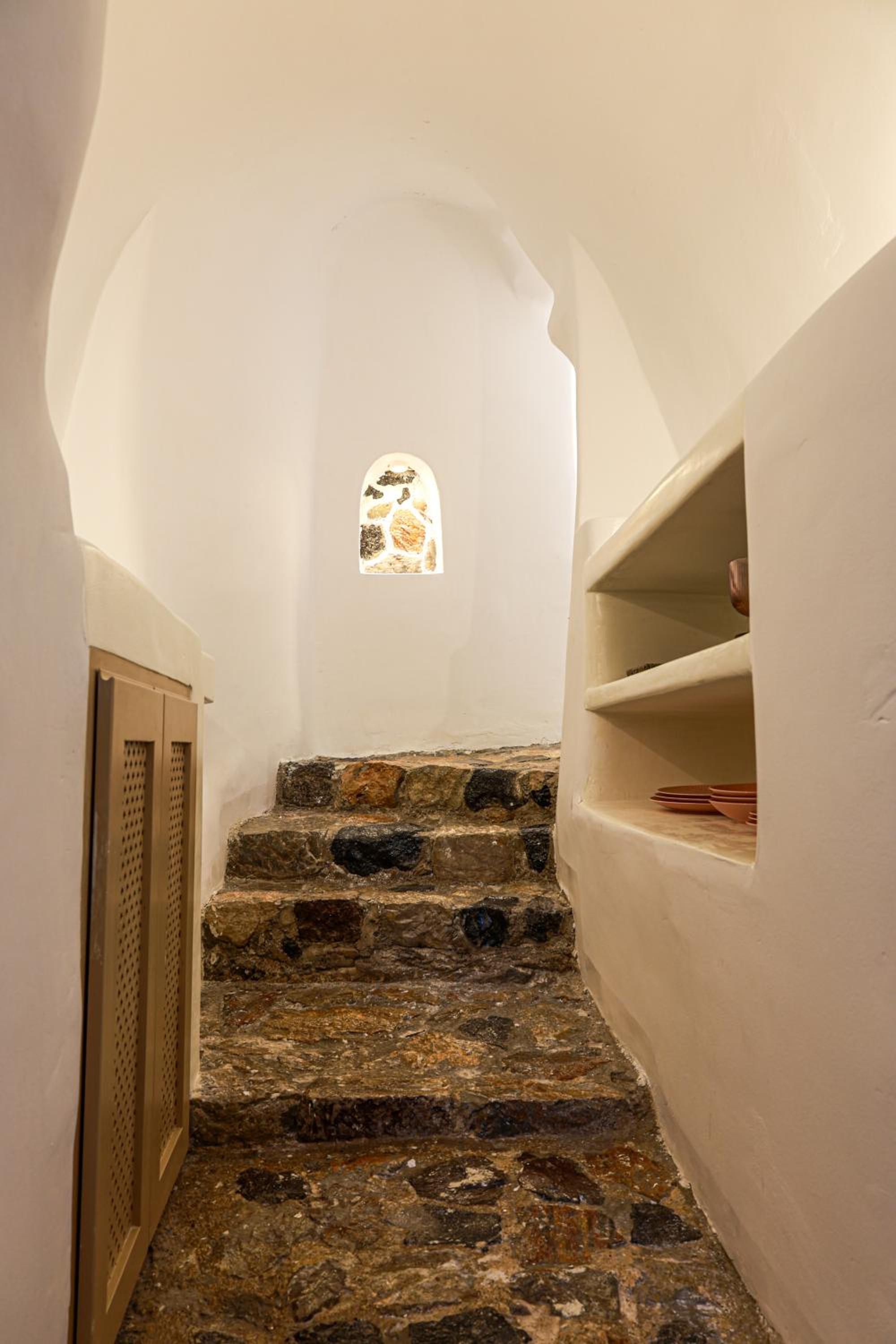 Suite with Private Pool - Photo 10