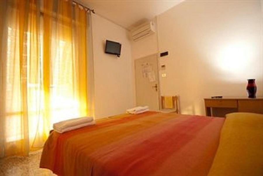 Double or Twin Room with Bathroom
