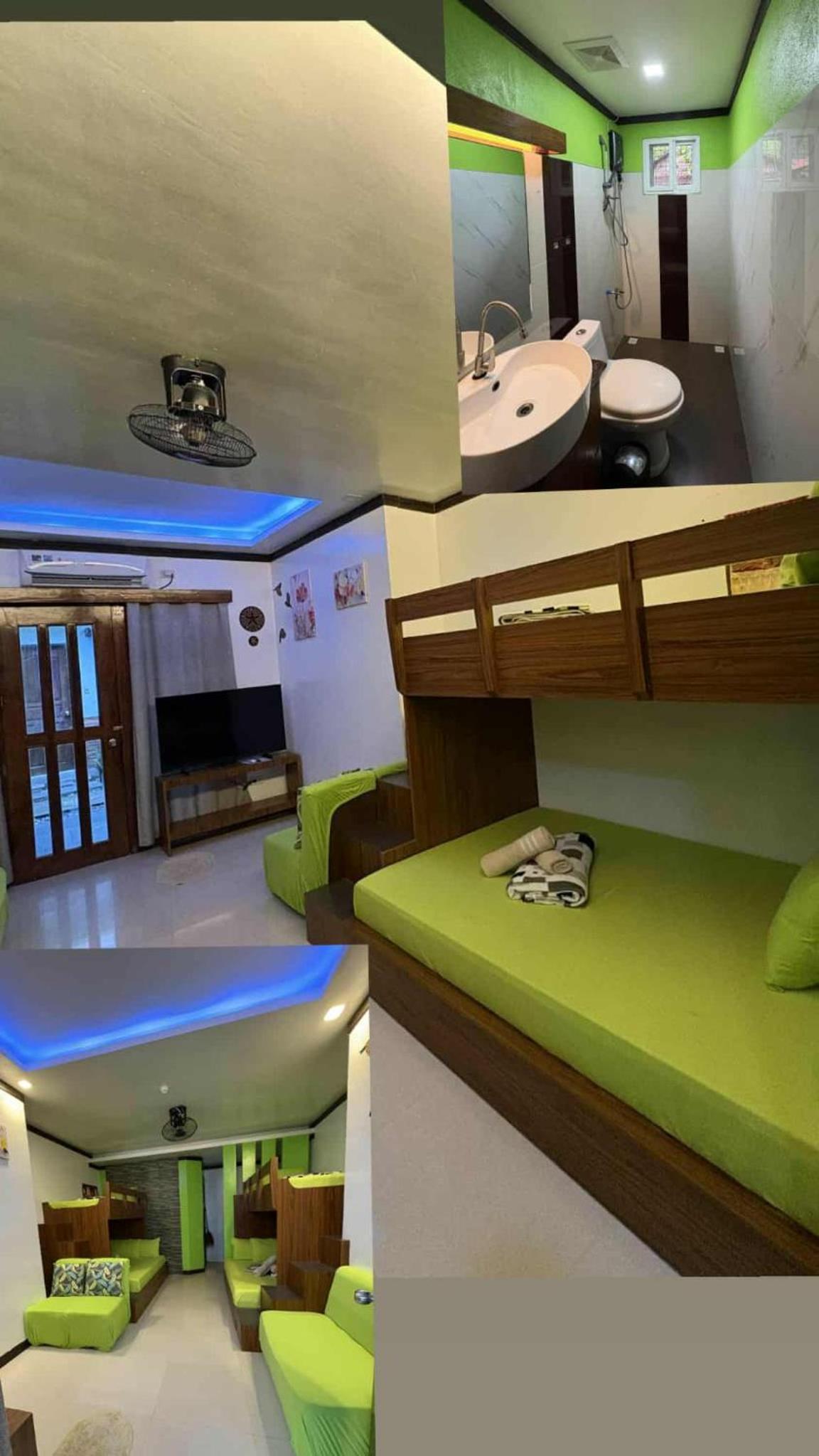 Deluxe Family Room - Photo 2