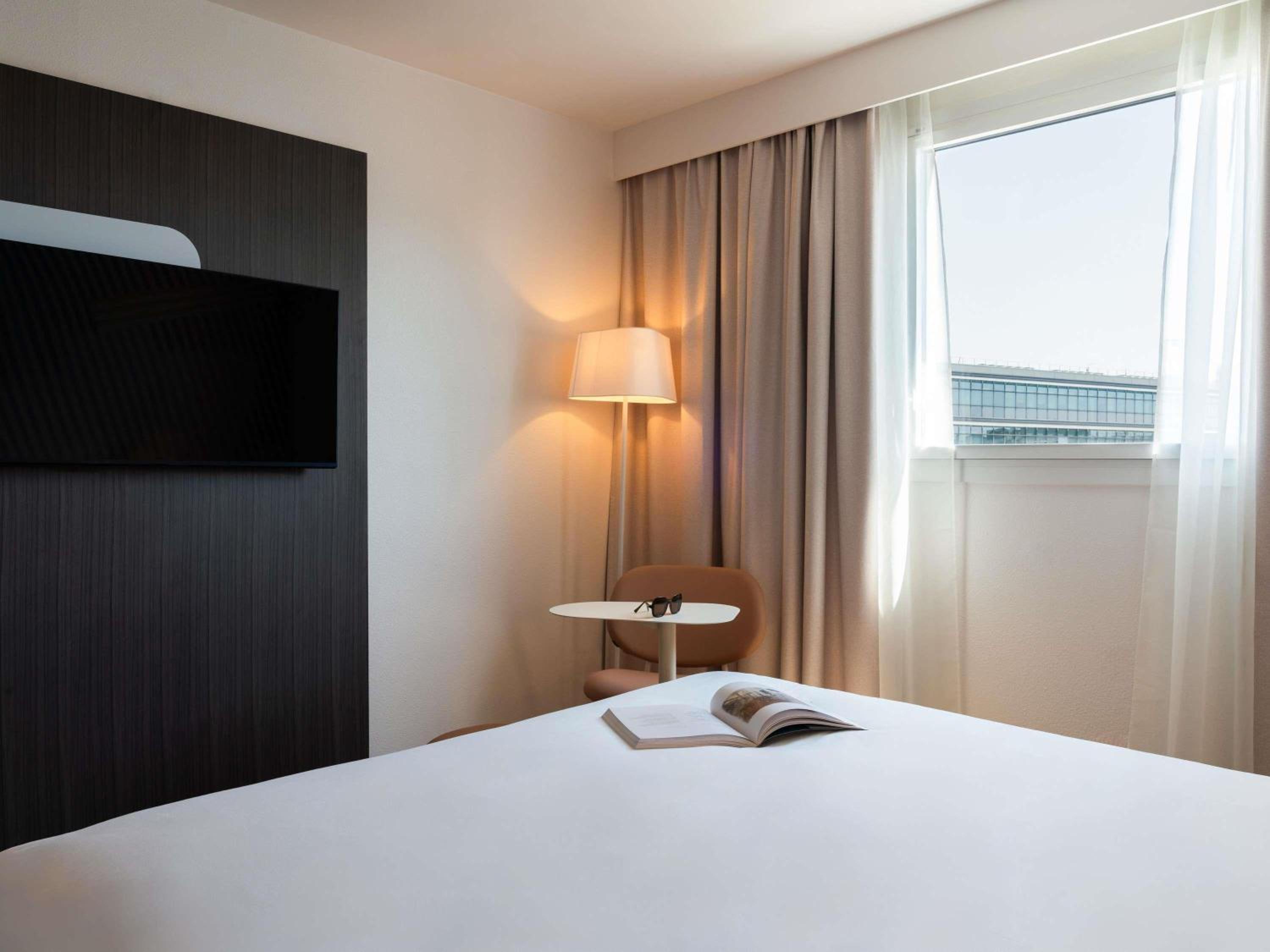 Comfort Queen Room with Garden View - Photo 4