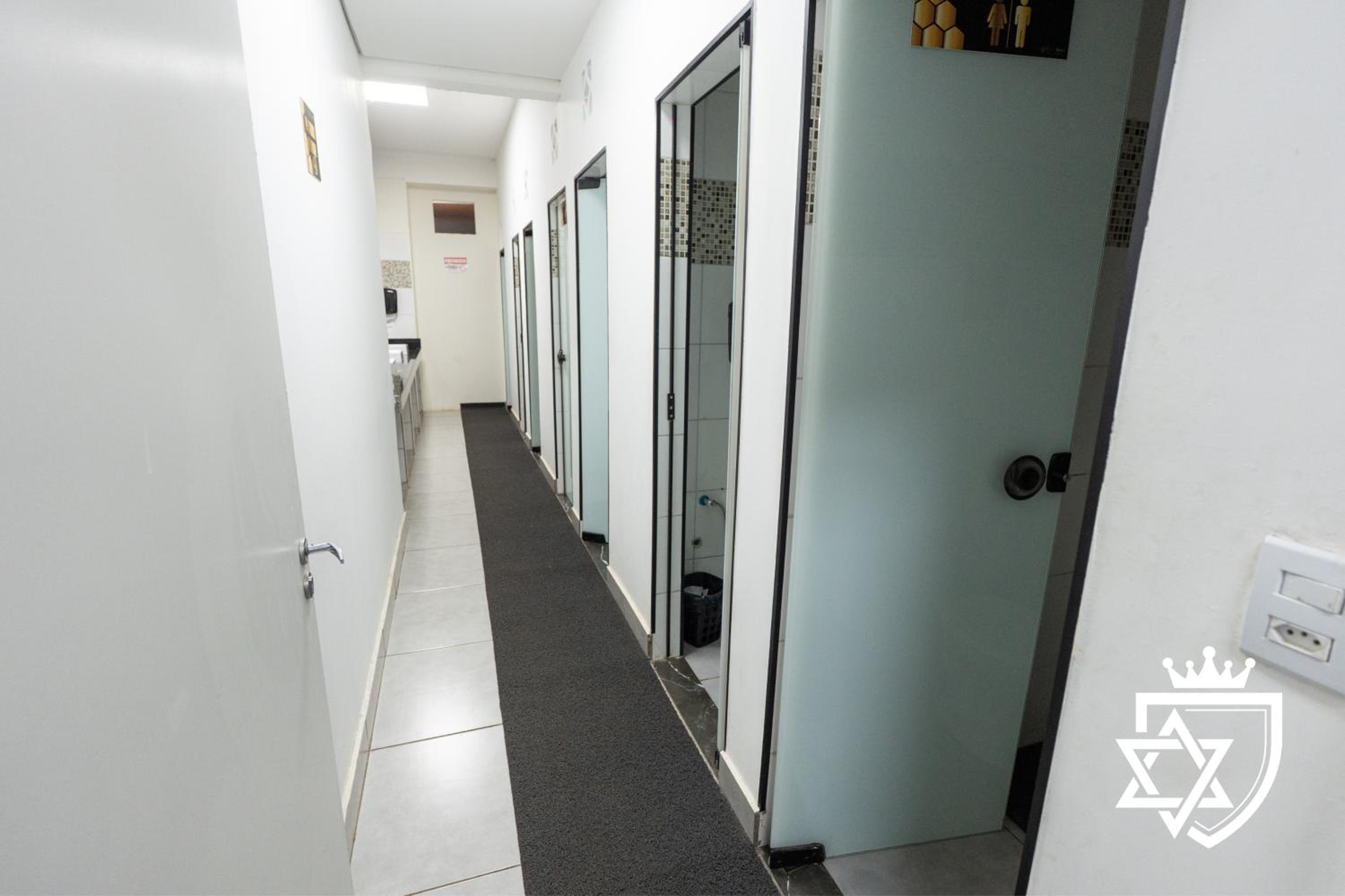 Economy Double Room with Shared Bathroom photo 2