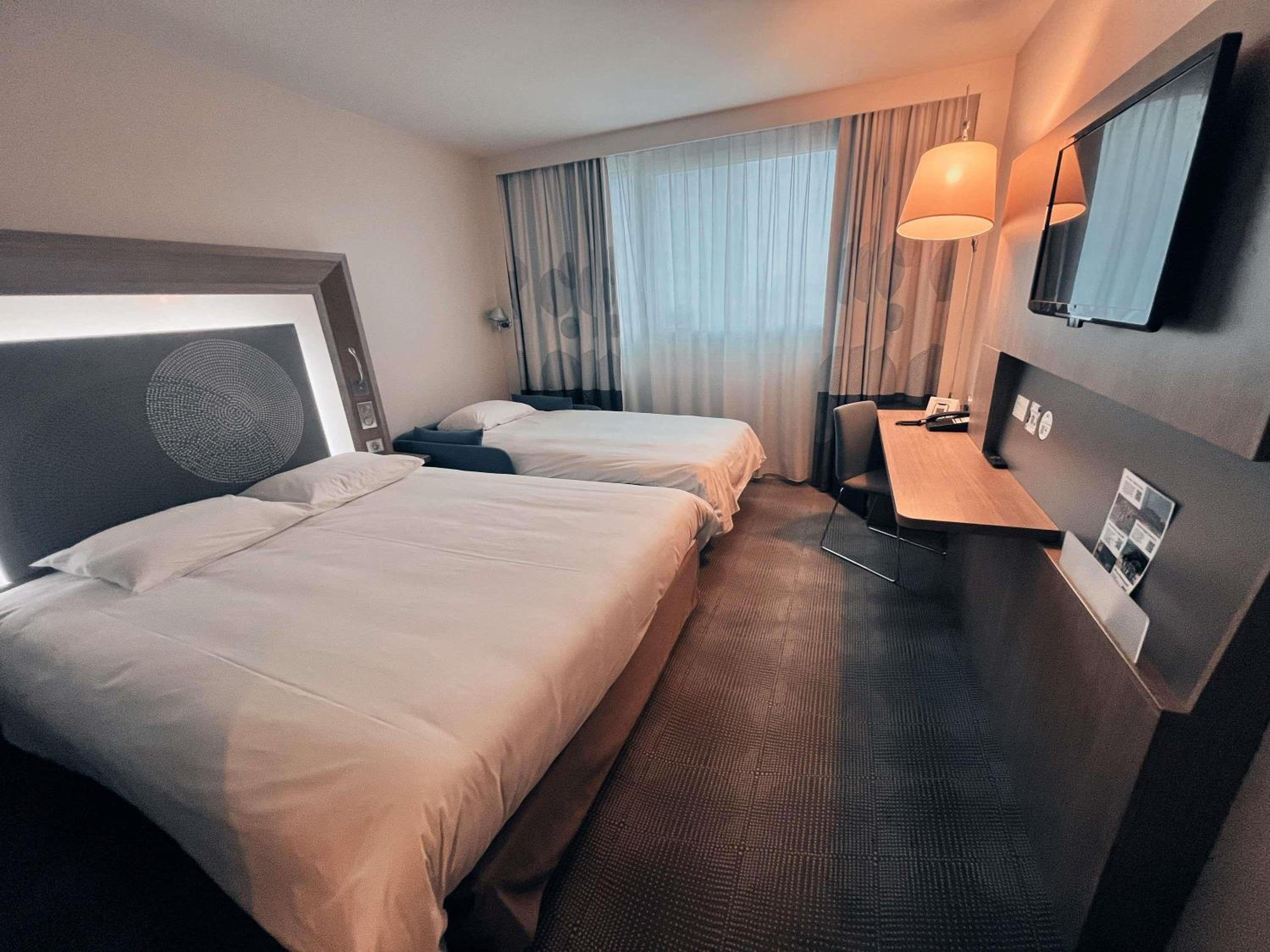 Superior Queen Room with Double Sofa